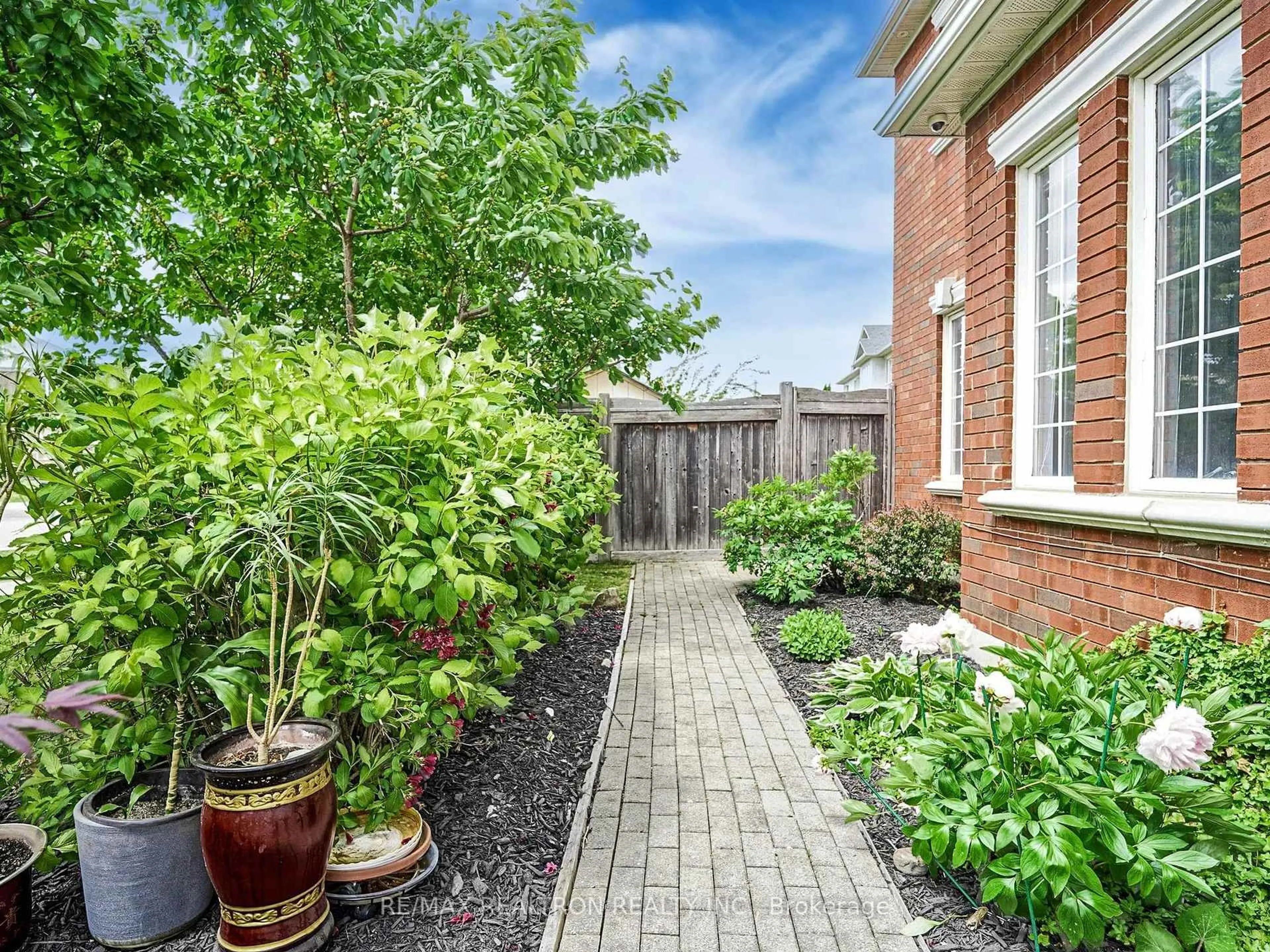 Unknown for 78 Toporowski Ave, Richmond Hill Ontario L4S 2V6