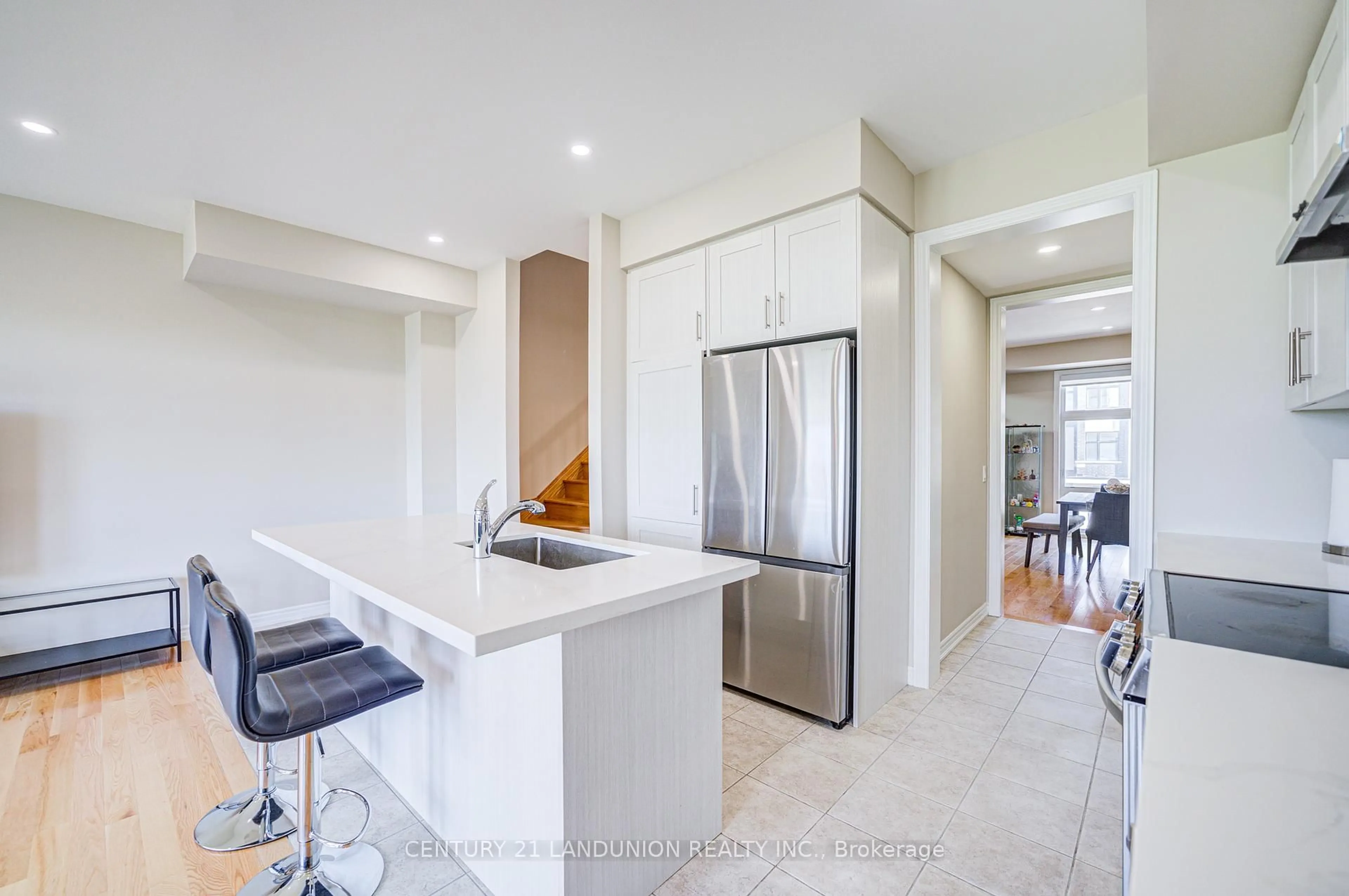 Open concept kitchen, ceramic/tile floor for 65 Puisaya Dr, Richmond Hill Ontario L4E 1L2