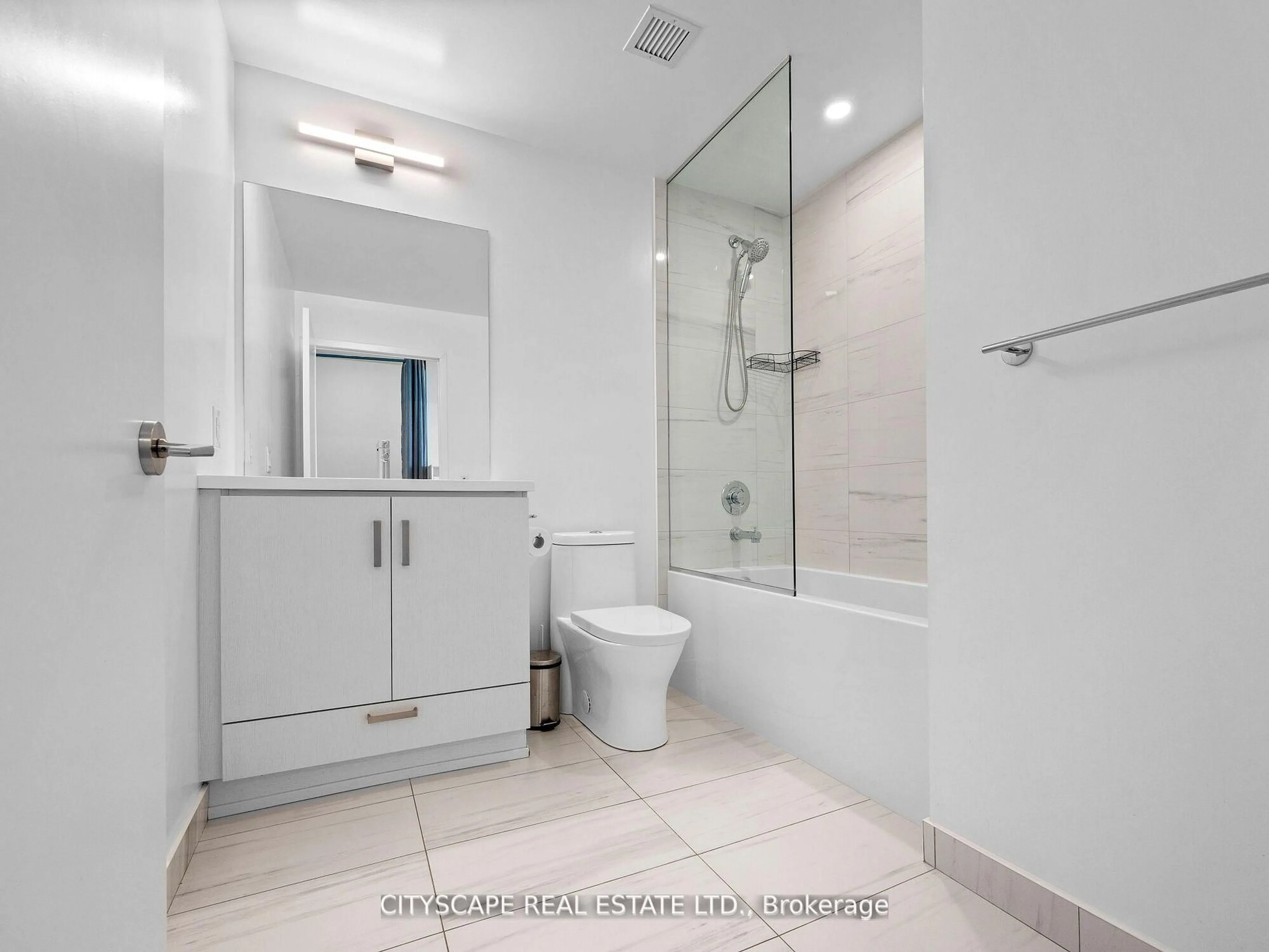 Unknown for 10 Honeycrisp Cres #1516, Vaughan Ontario L4K 0M7