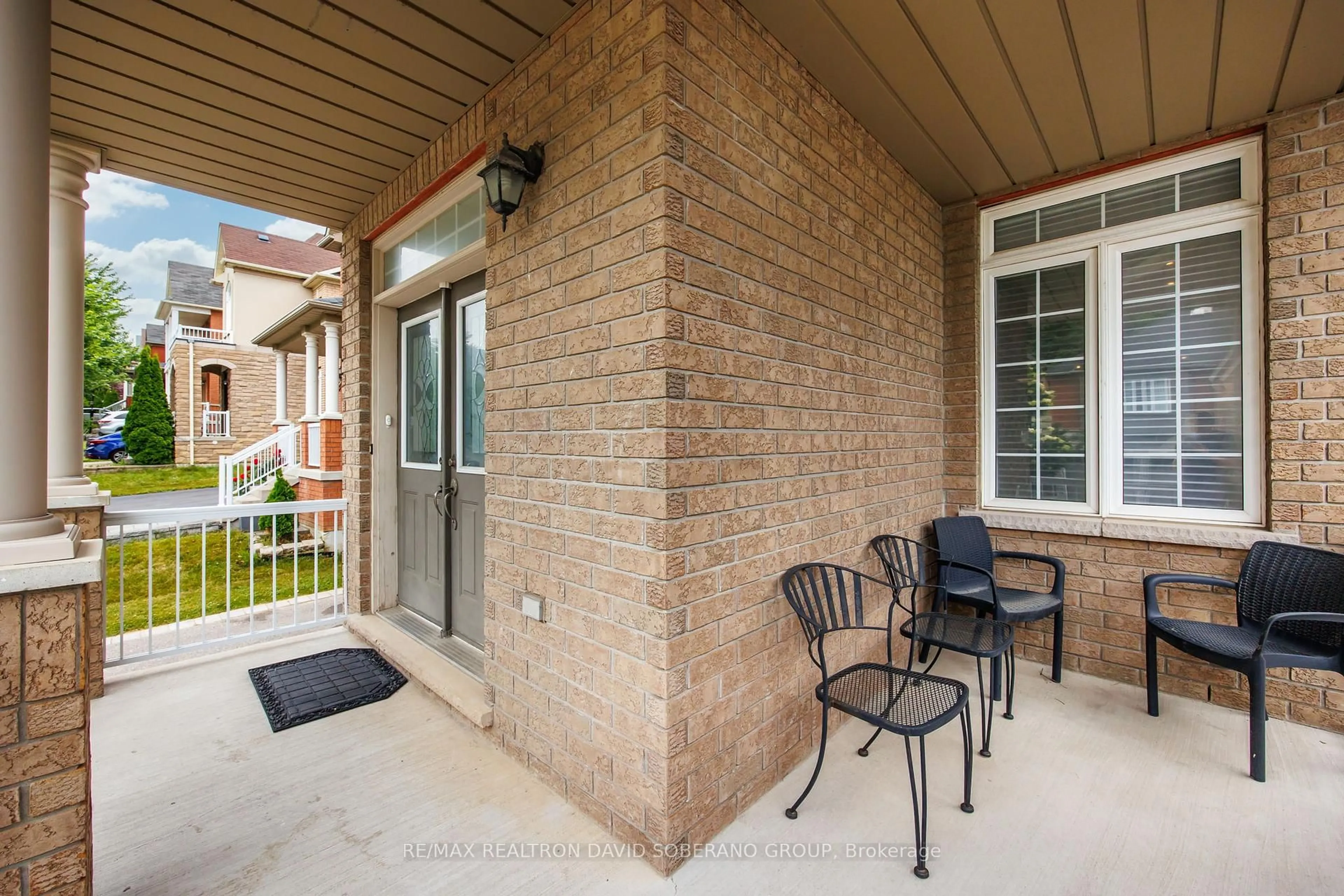 Patio, street for 26 Chopin Blvd, Vaughan Ontario L4J 8Y6