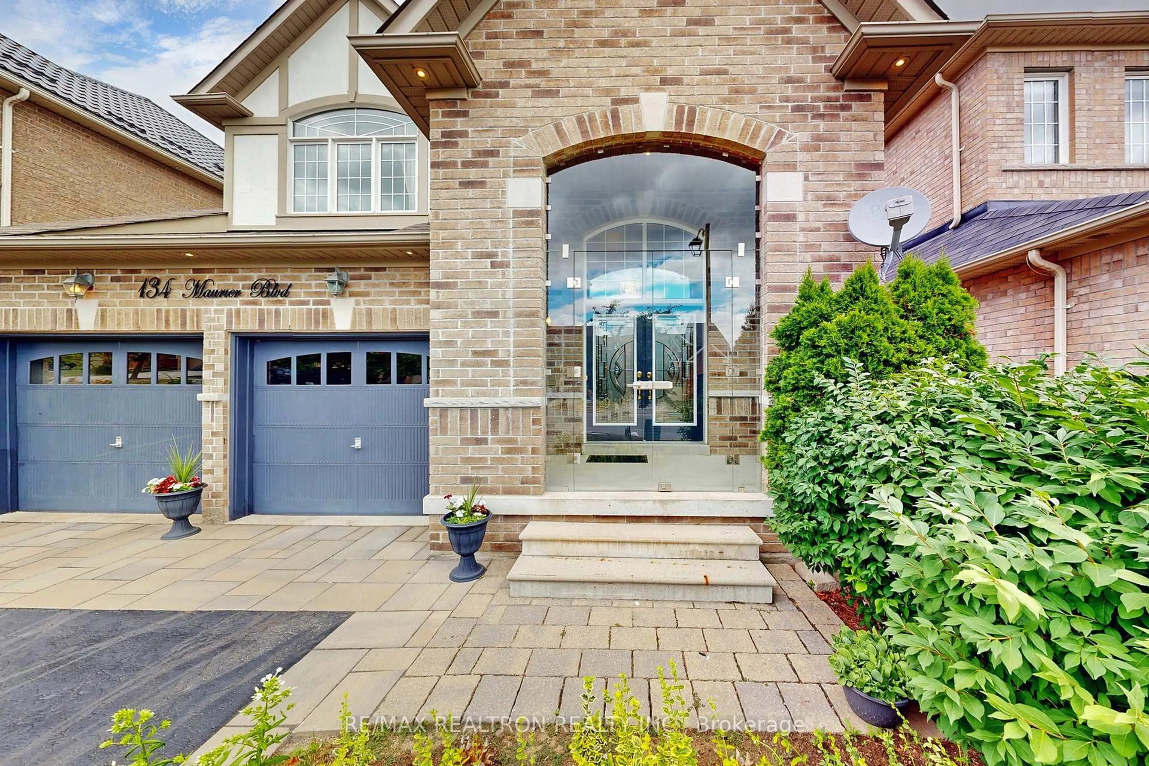 Home with brick exterior material, street for 134 Maurier Blvd, Vaughan Ontario L6A 0V1