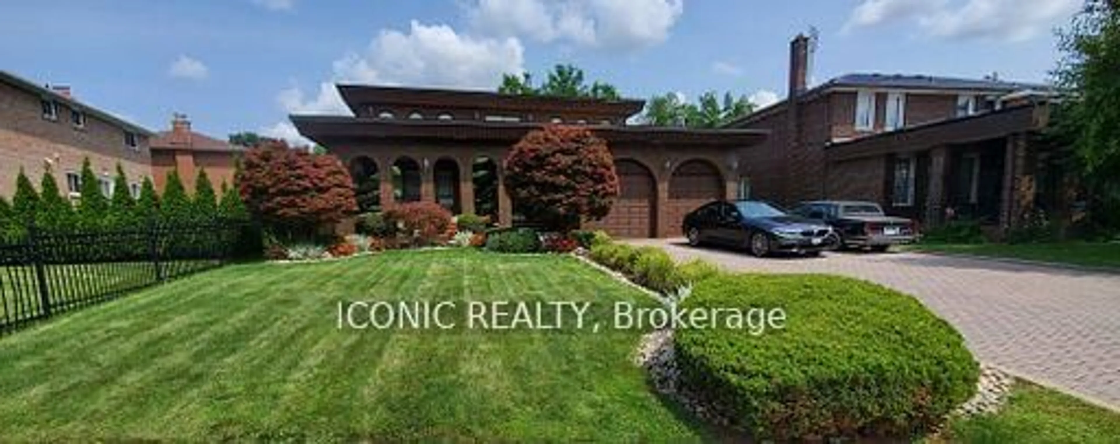 A pic from outside/outdoor area/front of a property/back of a property/a pic from drone, unknown for 44 Wigwoss Dr, Vaughan Ontario L4L 2P8
