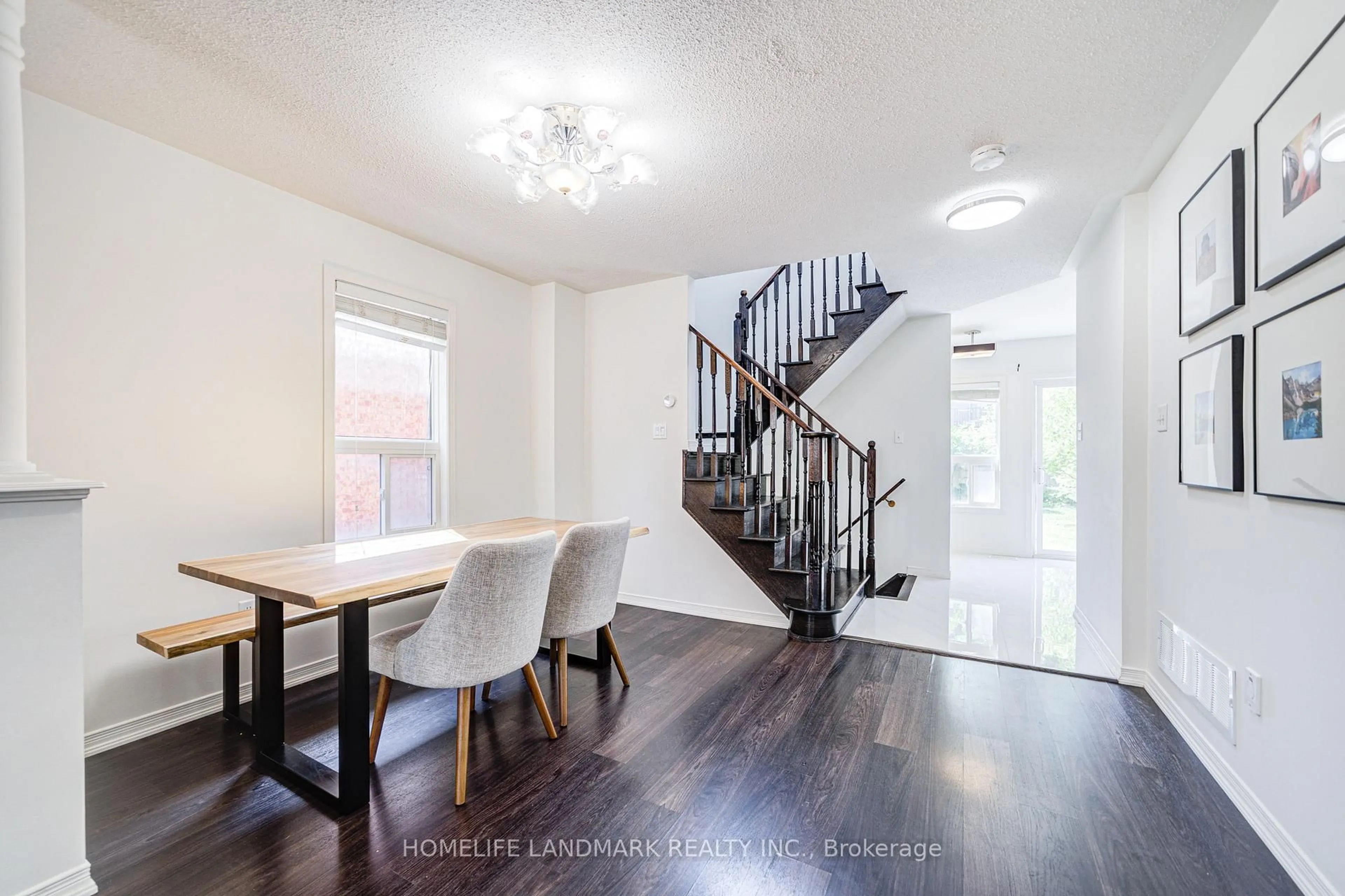 Dining room, unknown for 55 Lewis Honey Dr, Aurora Ontario L4G 0J4