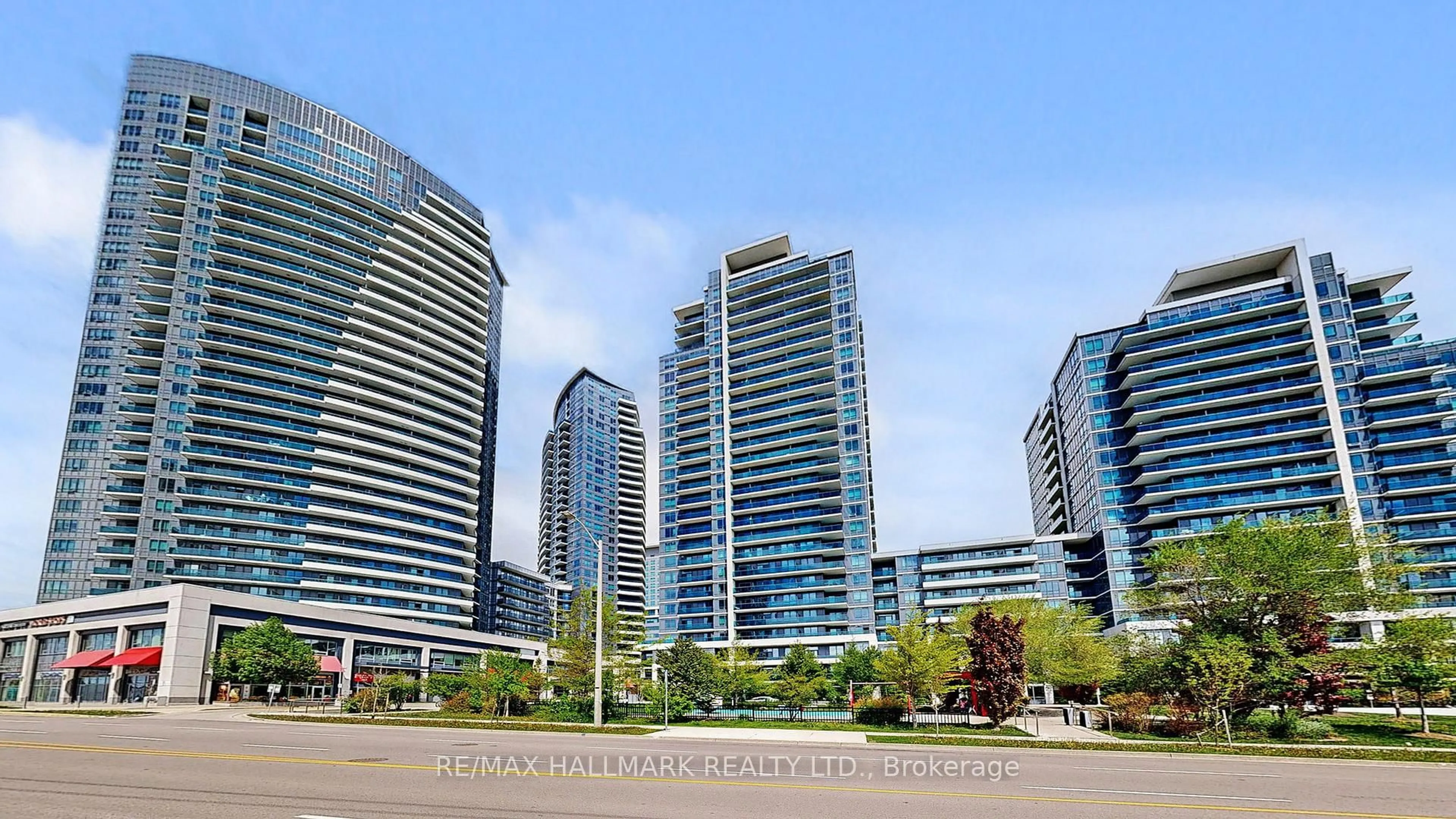 Blurry image for 7171 Yonge St #2205, Markham Ontario L3T 0C8