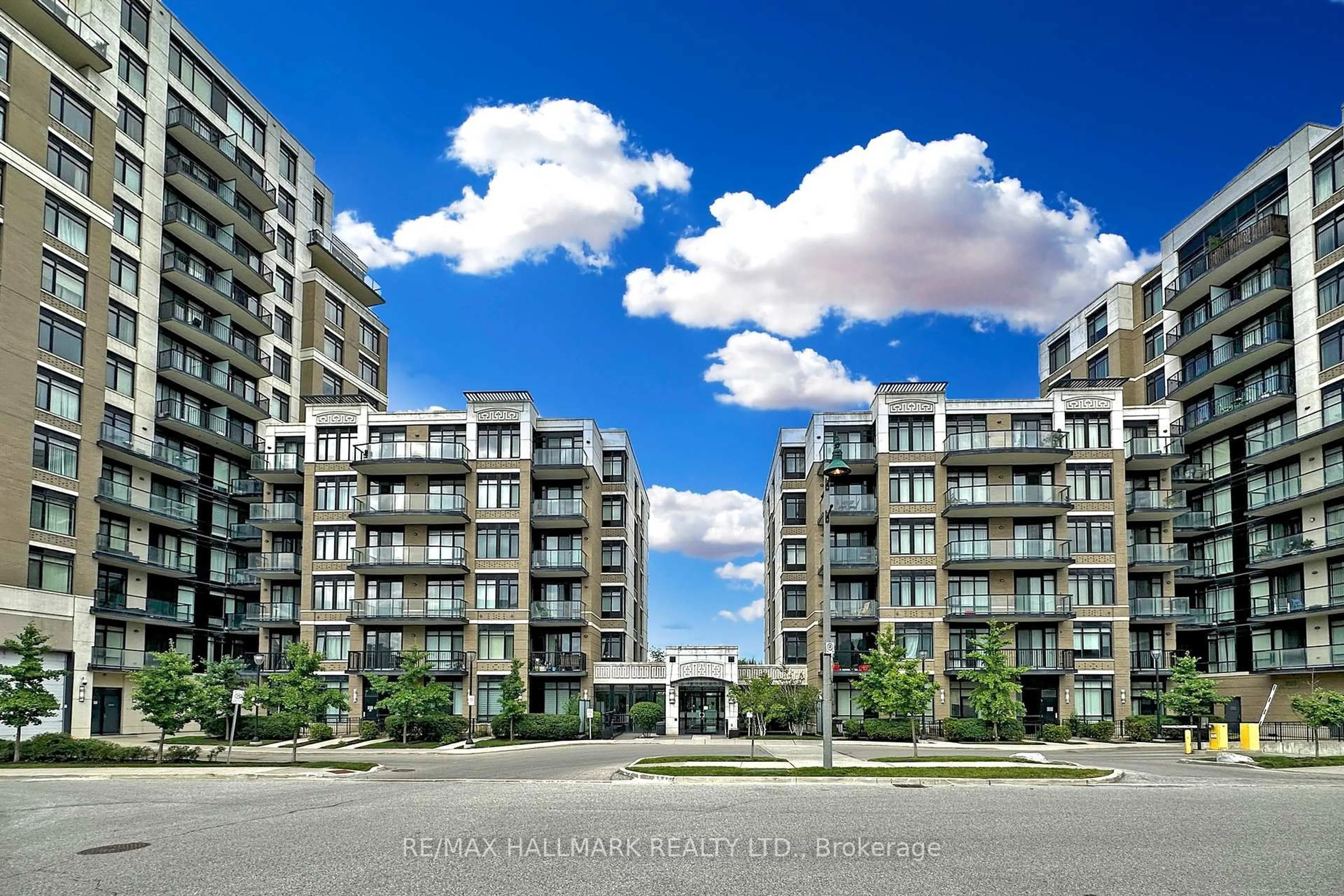 A pic from outside/outdoor area/front of a property/back of a property/a pic from drone, unknown for 151 Upper Duke Cres #203, Markham Ontario L6G 0E1