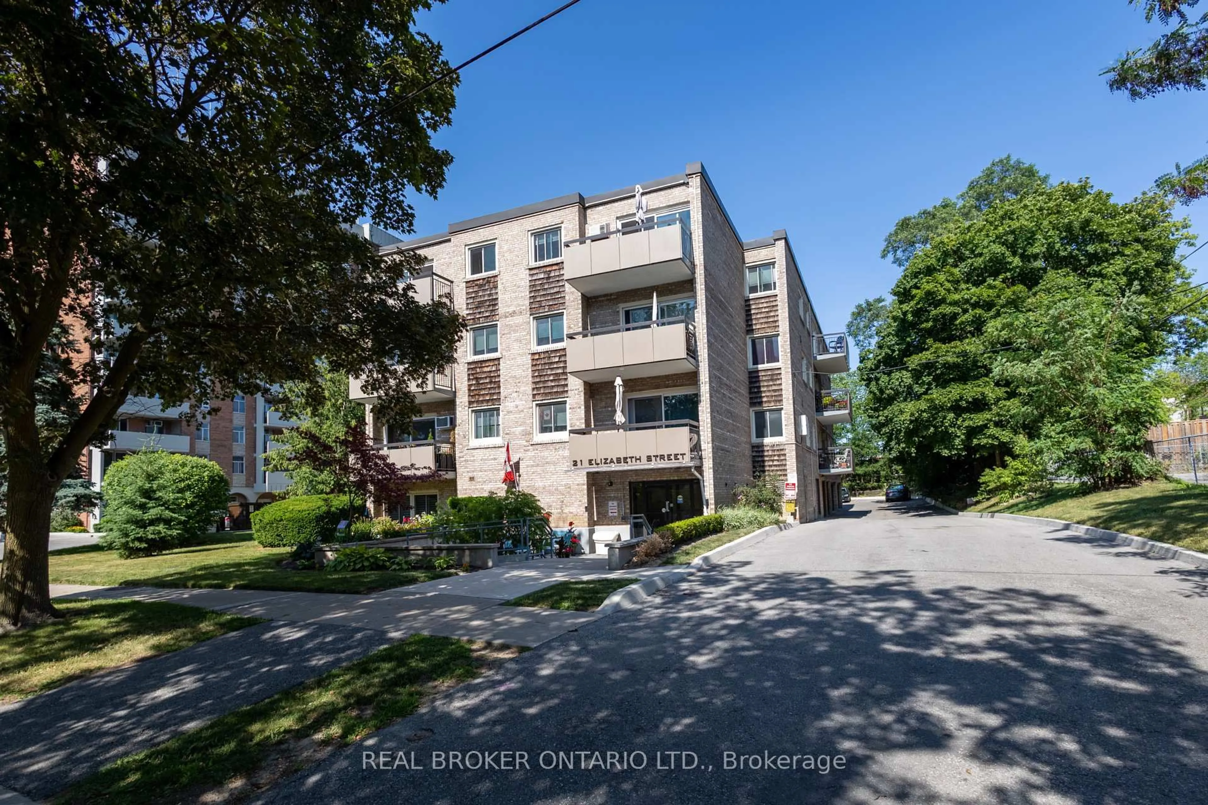 Unknown for 21 Elizabeth St #401, Richmond Hill Ontario L4C 3V5