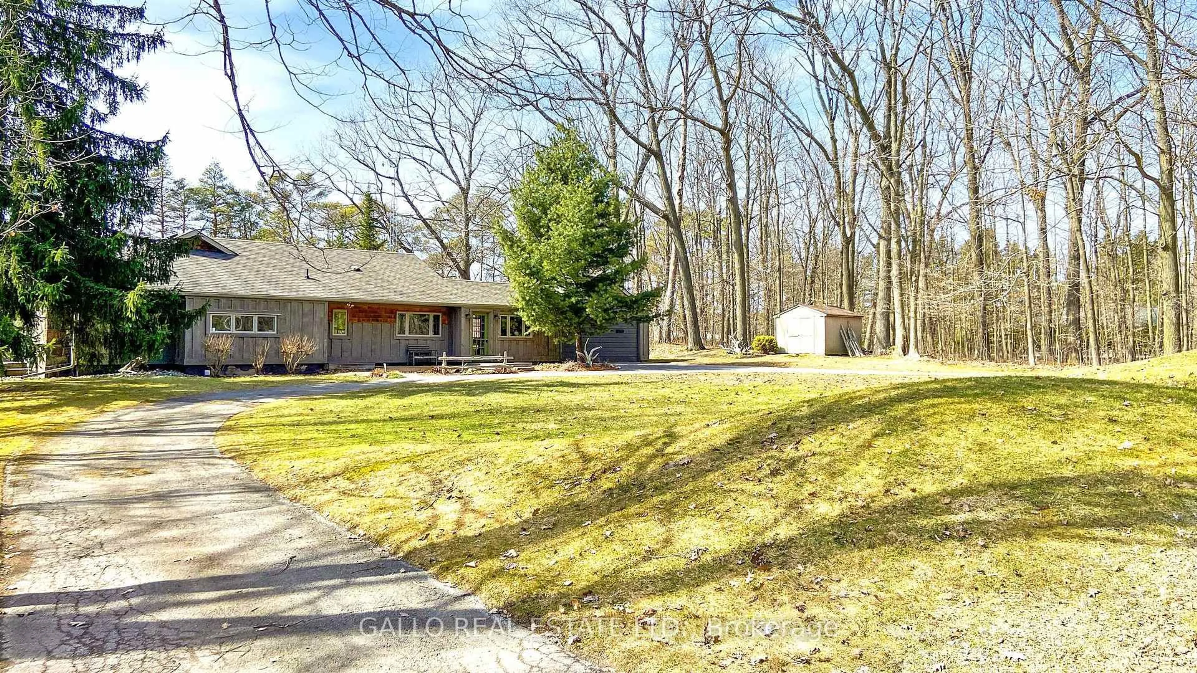 A pic from outside/outdoor area/front of a property/back of a property/a pic from drone, street for 15380 MCCOWAN Rd, Whitchurch-Stouffville Ontario L3Y 4W1