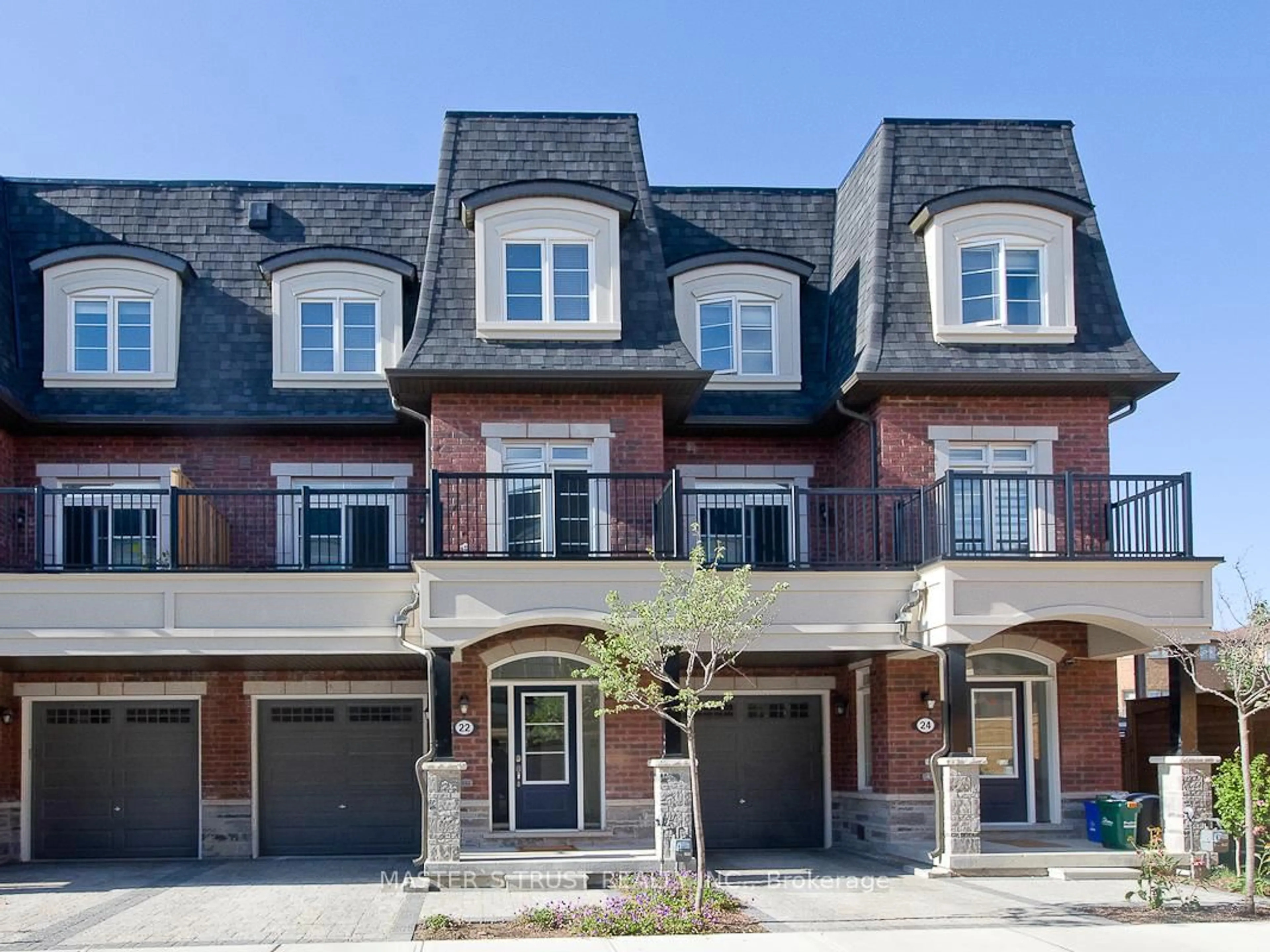Home with brick exterior material, street for 22 Deep River Lane, Richmond Hill Ontario L4C 5S4