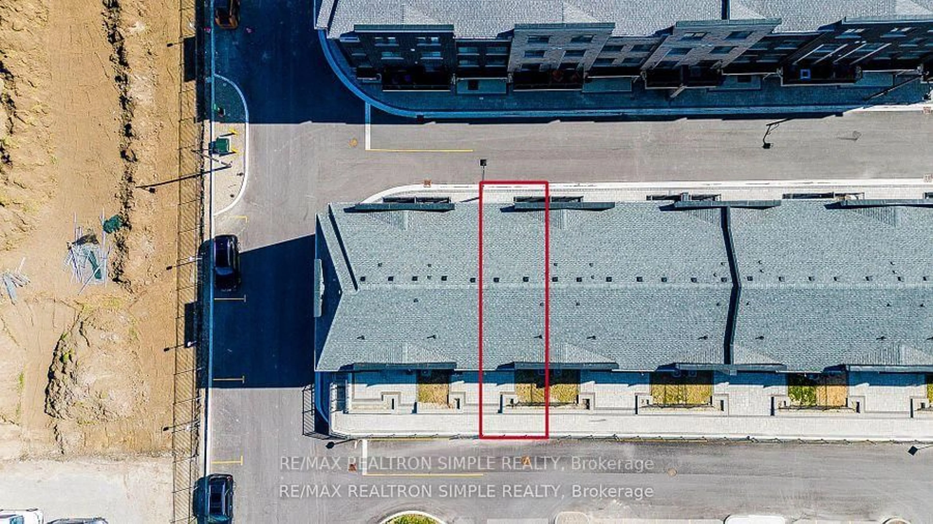 A pic from outside/outdoor area/front of a property/back of a property/a pic from drone, building for 20 Maybank Lane, Whitchurch-Stouffville Ontario L4A 4X7