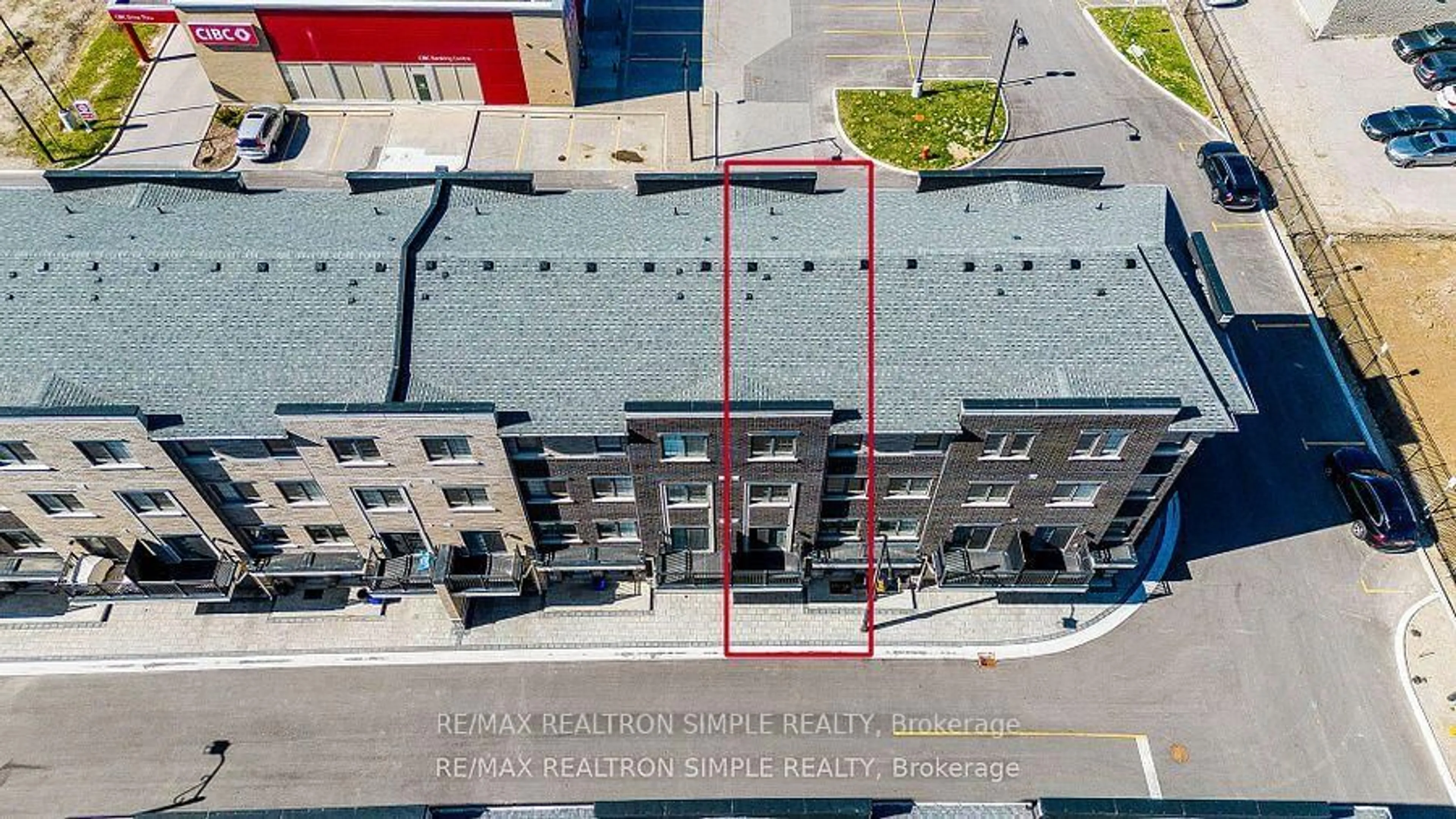 A pic from outside/outdoor area/front of a property/back of a property/a pic from drone, building for 20 Maybank Lane, Whitchurch-Stouffville Ontario L4A 4X7