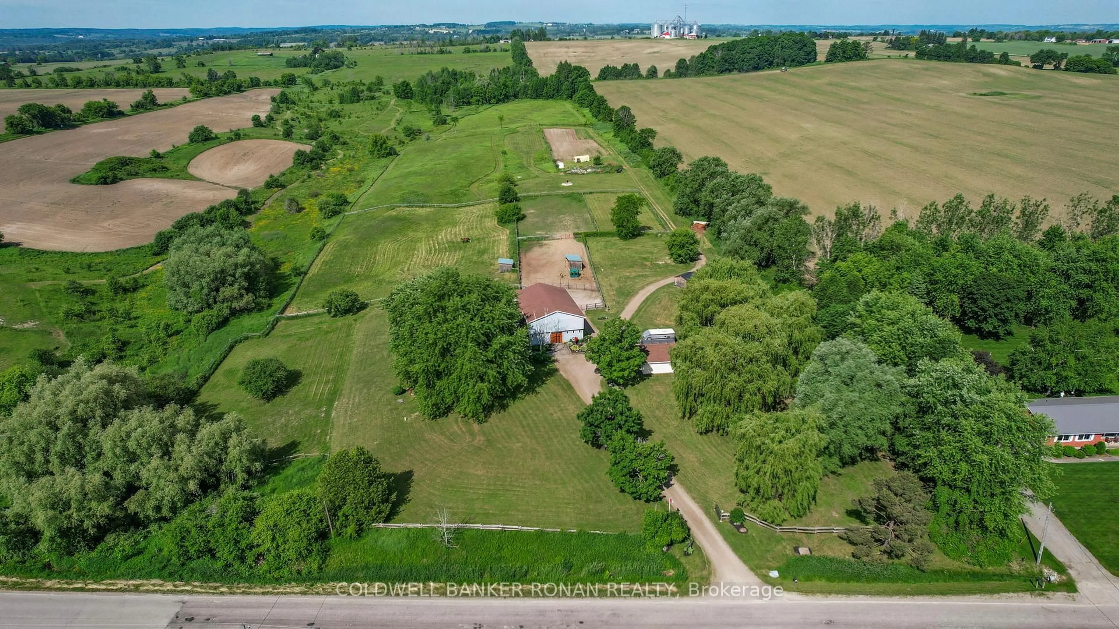 A pic from outside/outdoor area/front of a property/back of a property/a pic from drone, unknown for 4582 concession Road 5, Adjala-Tosorontio Ontario L0G 1L0