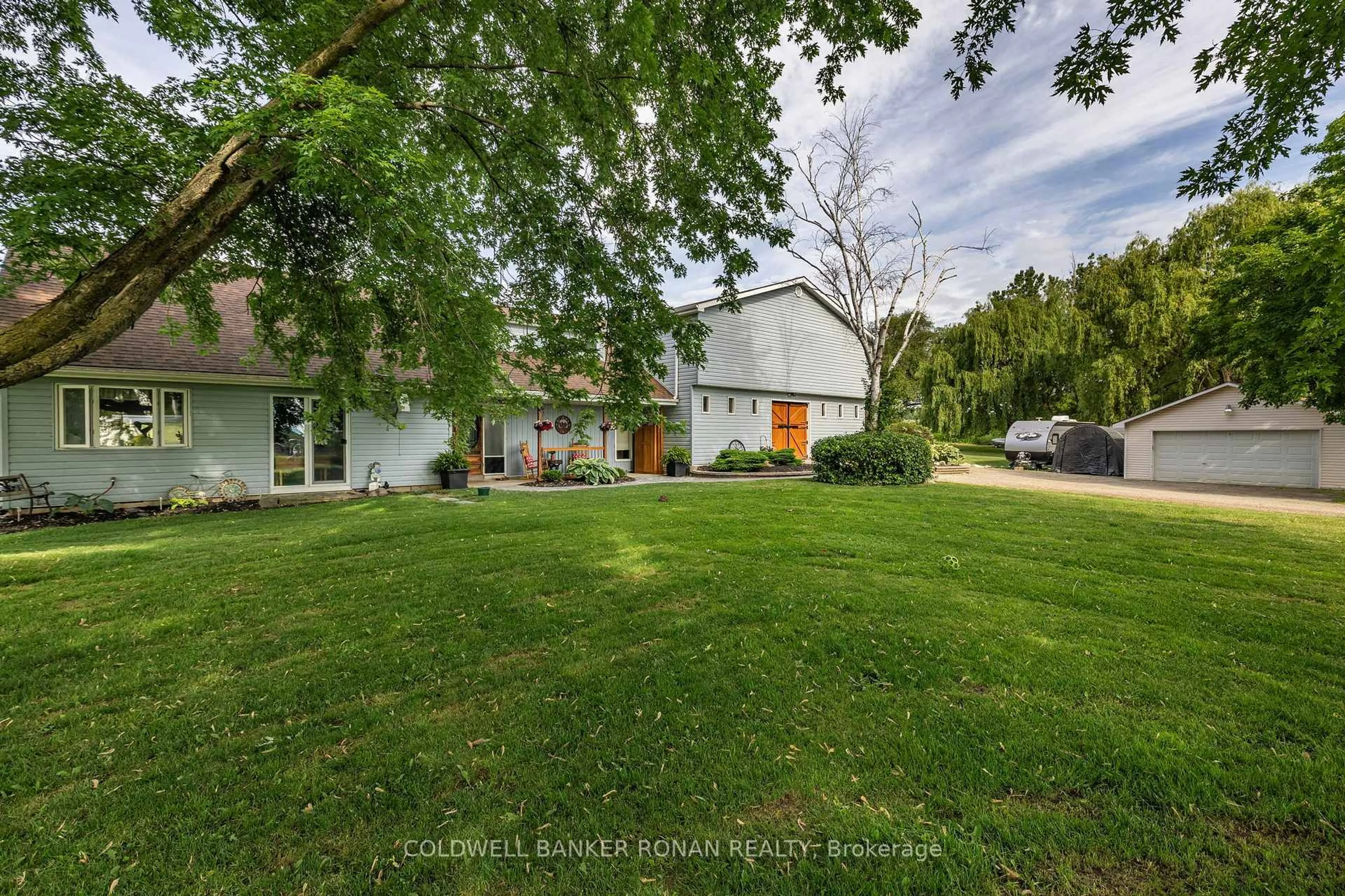 A pic from outside/outdoor area/front of a property/back of a property/a pic from drone, street for 4582 concession Road 5, Adjala-Tosorontio Ontario L0G 1L0