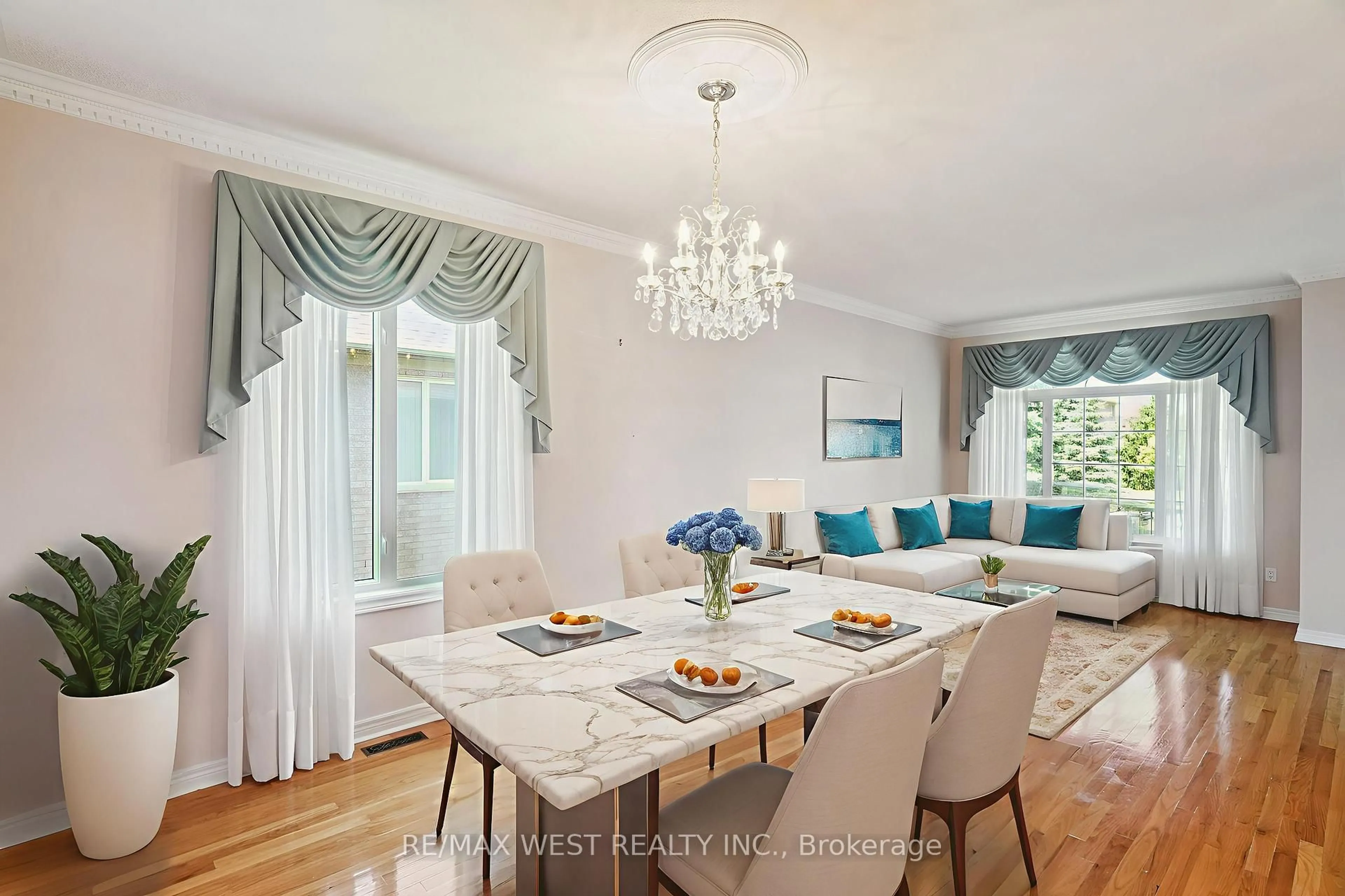 Dining room, unknown for 42 Windrose Crt, Vaughan Ontario L4L 9G9