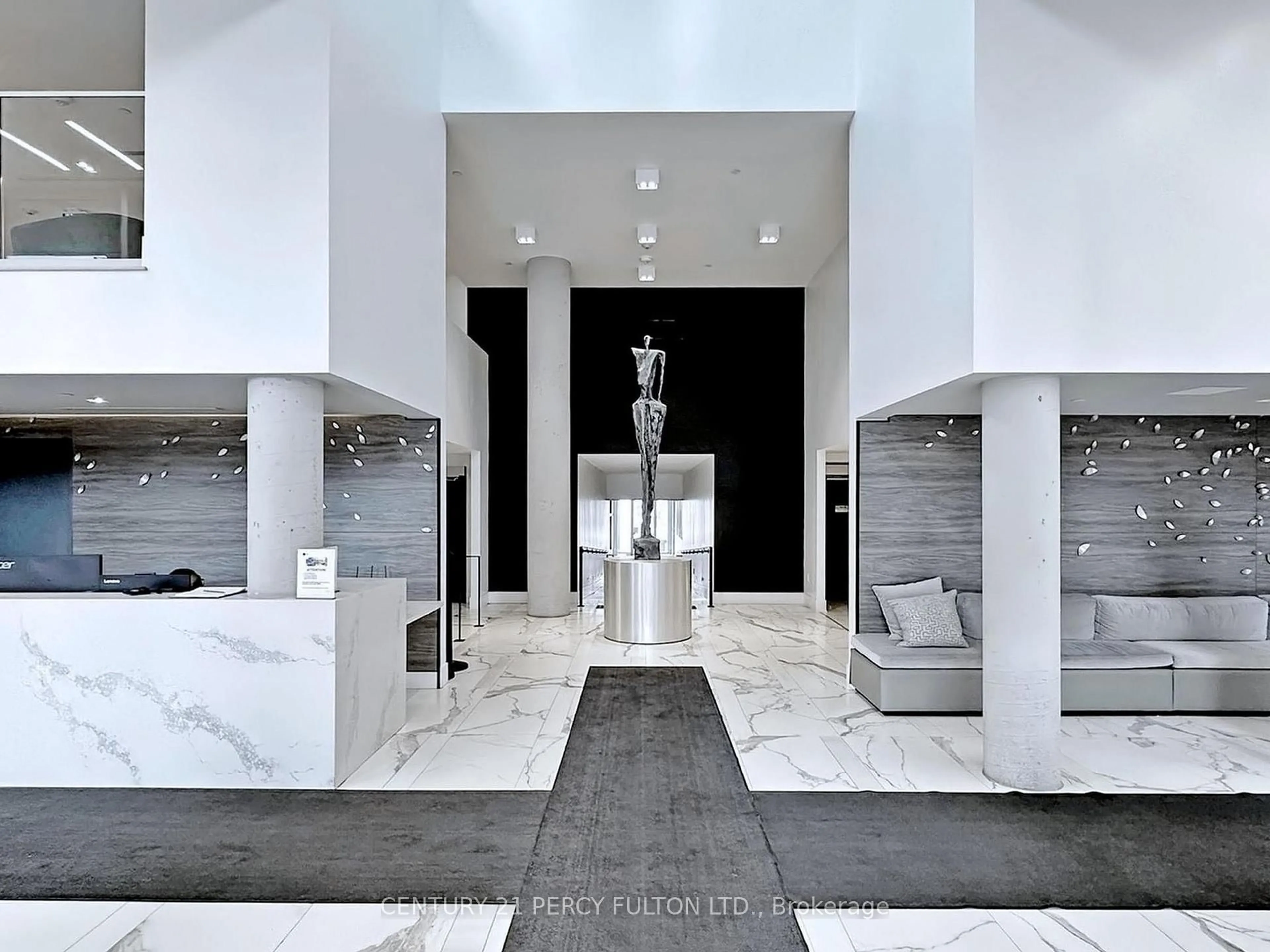 Contemporary bathroom, ceramic/tile floor for 2908 Highway 7 Rd #325, Vaughan Ontario L4K 0K5