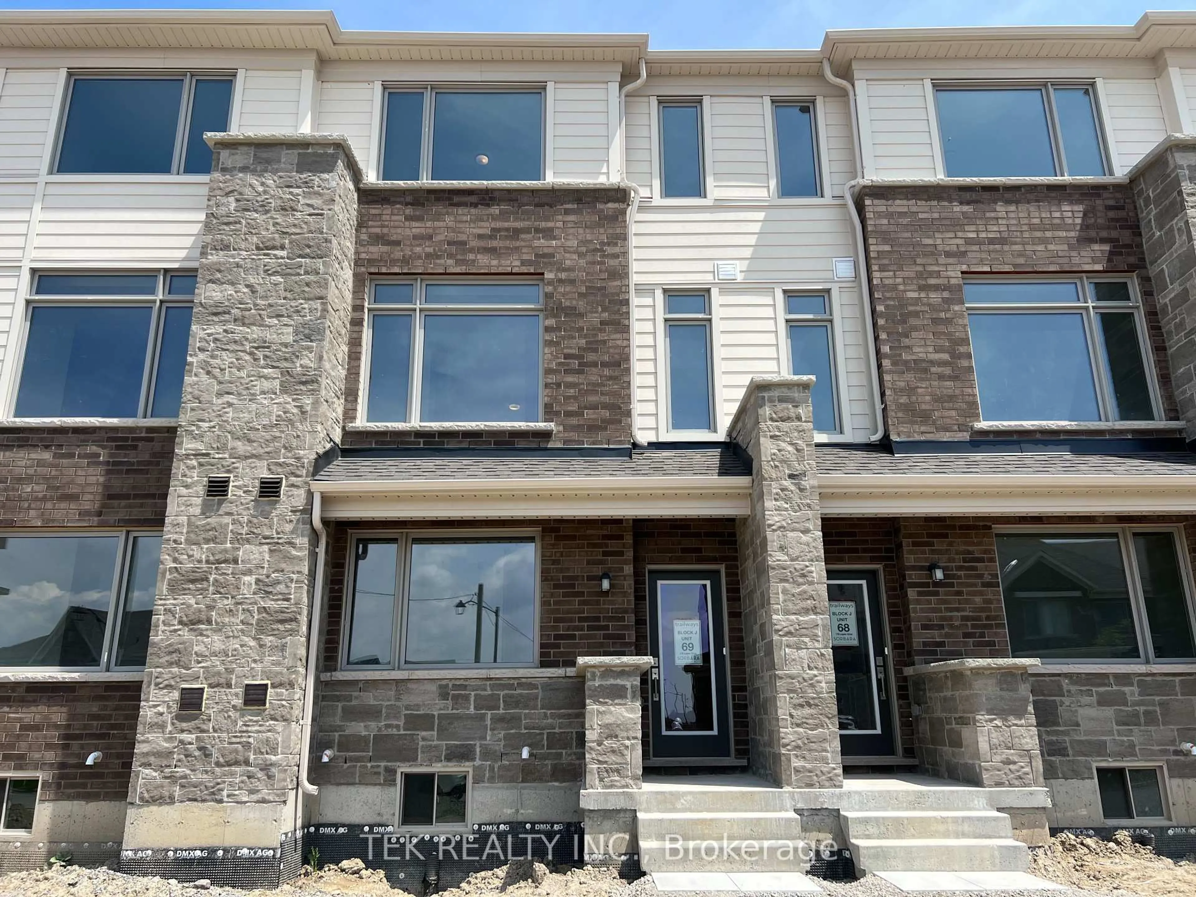 Home with brick exterior material, street for 178 Lageer Dr, Whitchurch-Stouffville Ontario L4A 0M5