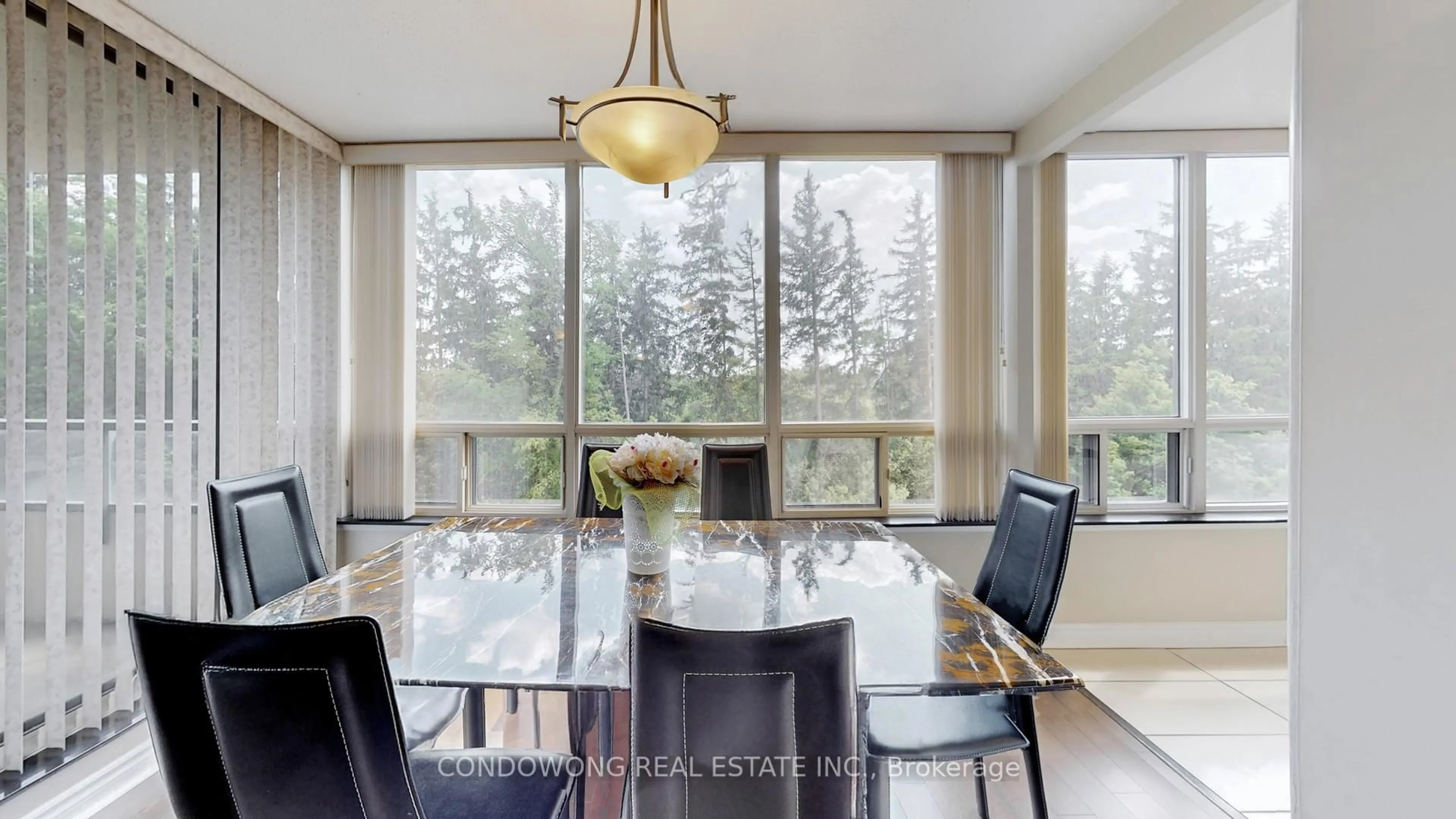 Dining room, unknown for 8501 Bayview Ave #316, Richmond Hill Ontario L4B 3J7