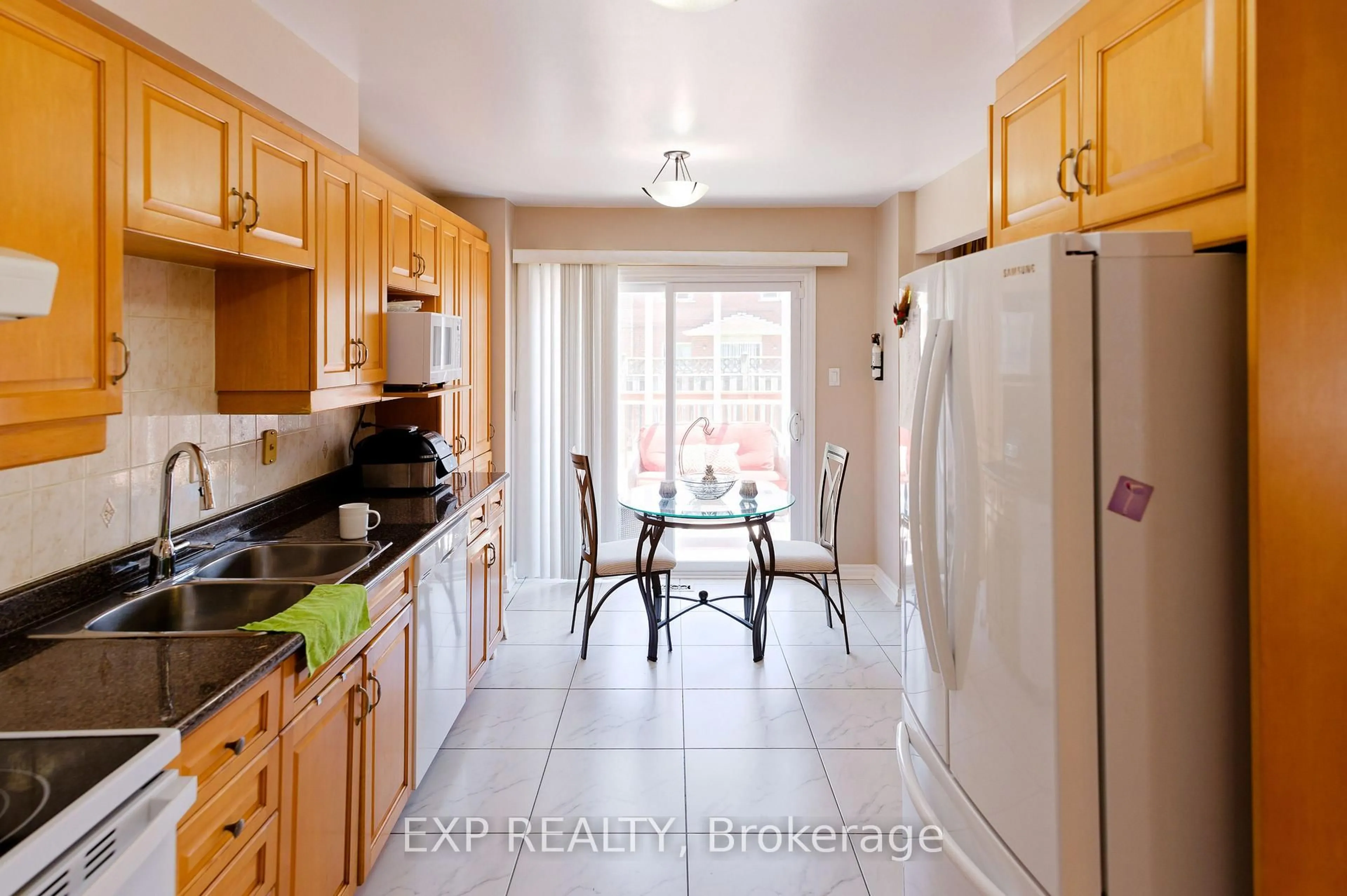 Standard kitchen, ceramic/tile floor for 24 Jaffray Rd, Markham Ontario L3S 1G7