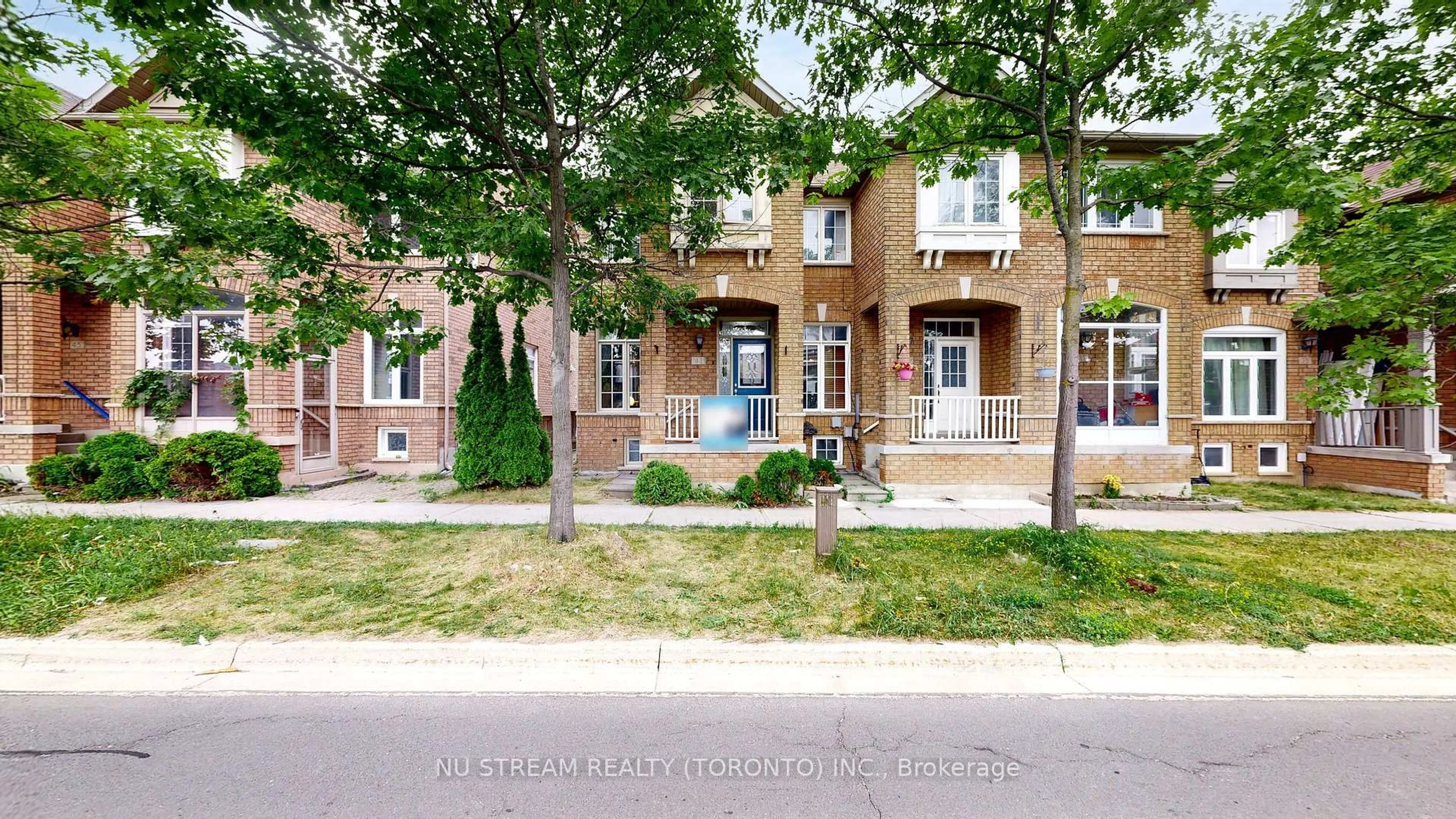 Home with brick exterior material, street for 41 Bur Oak Ave, Markham Ontario L6C 2E4
