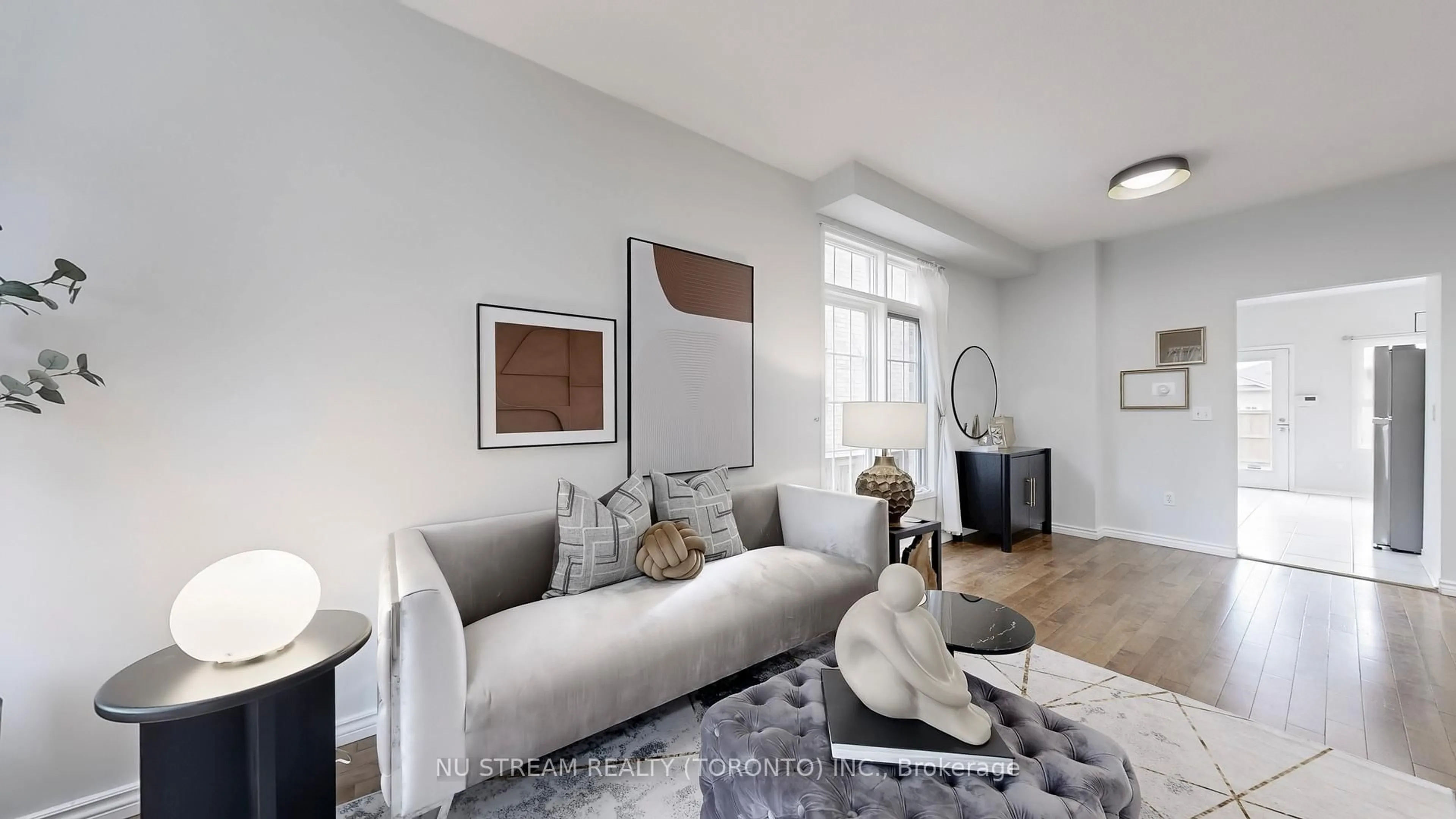 Living room with furniture, unknown for 41 Bur Oak Ave, Markham Ontario L6C 2E4