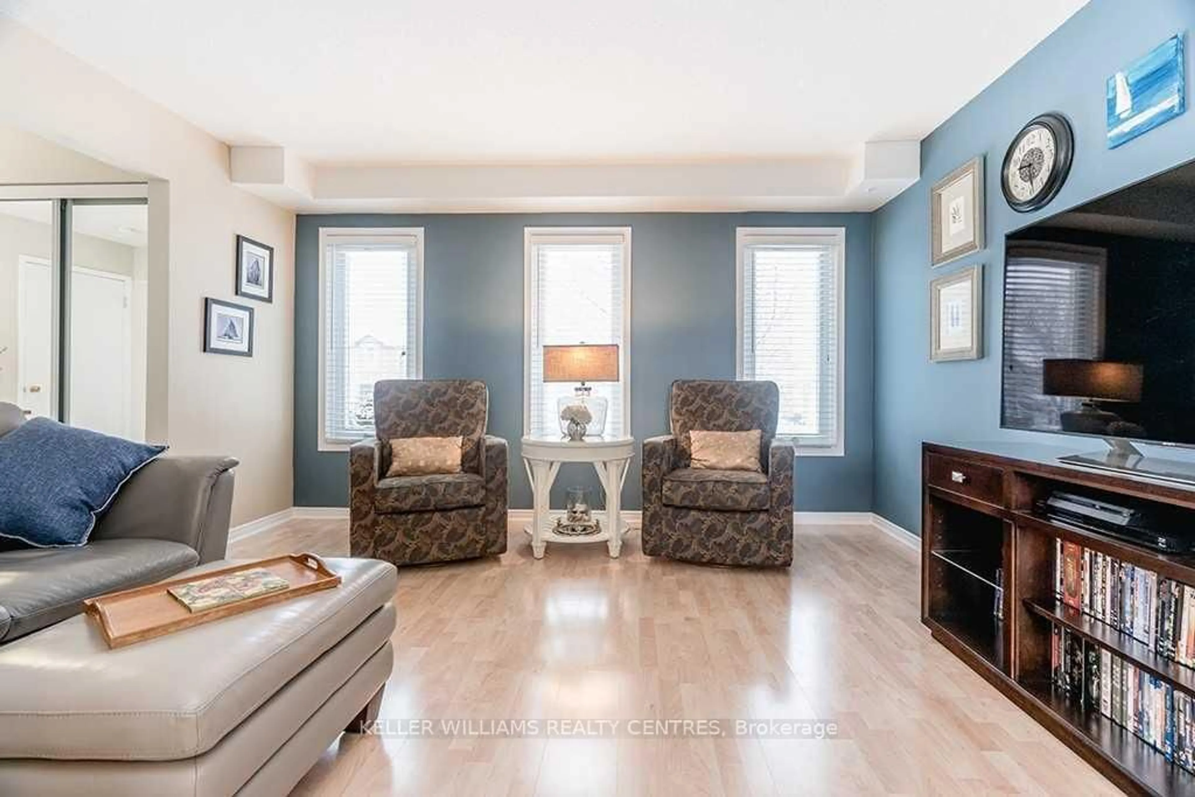 Living room with furniture, unknown for 16 Julie St, Essa Ontario L3W 0K8