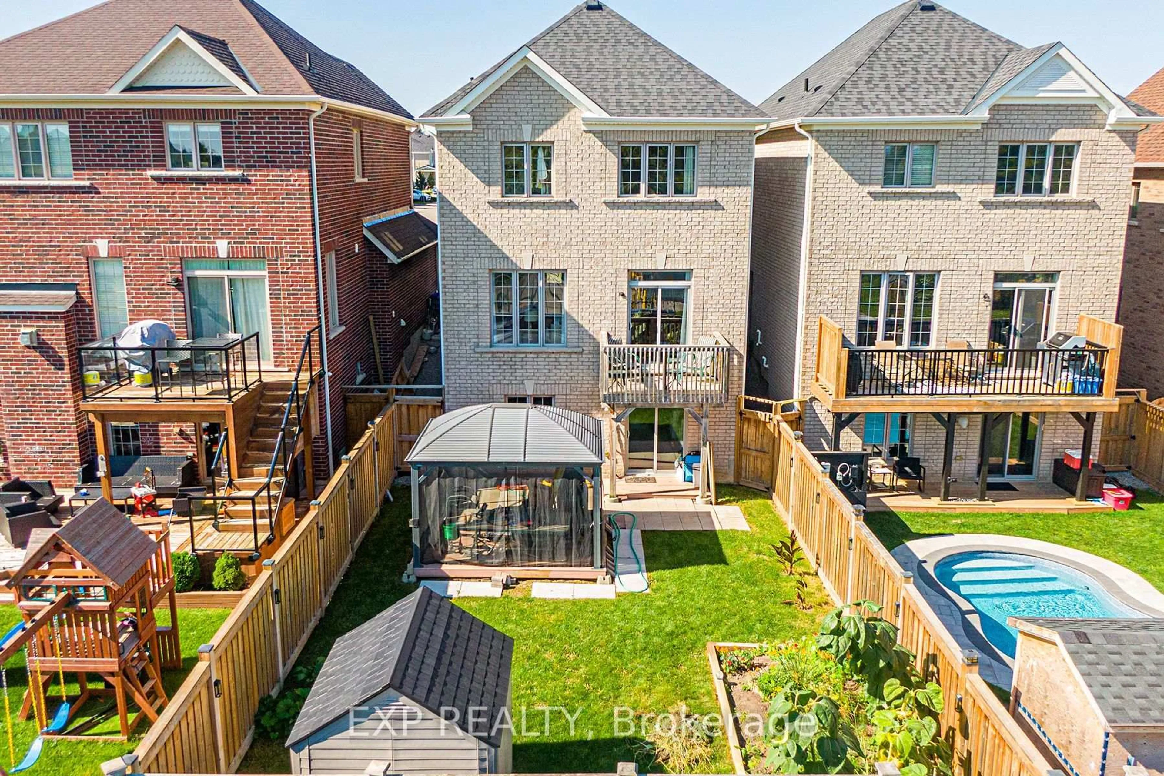 A pic from outside/outdoor area/front of a property/back of a property/a pic from drone, street for 11 Turner Dr, New Tecumseth Ontario L0G 1W0