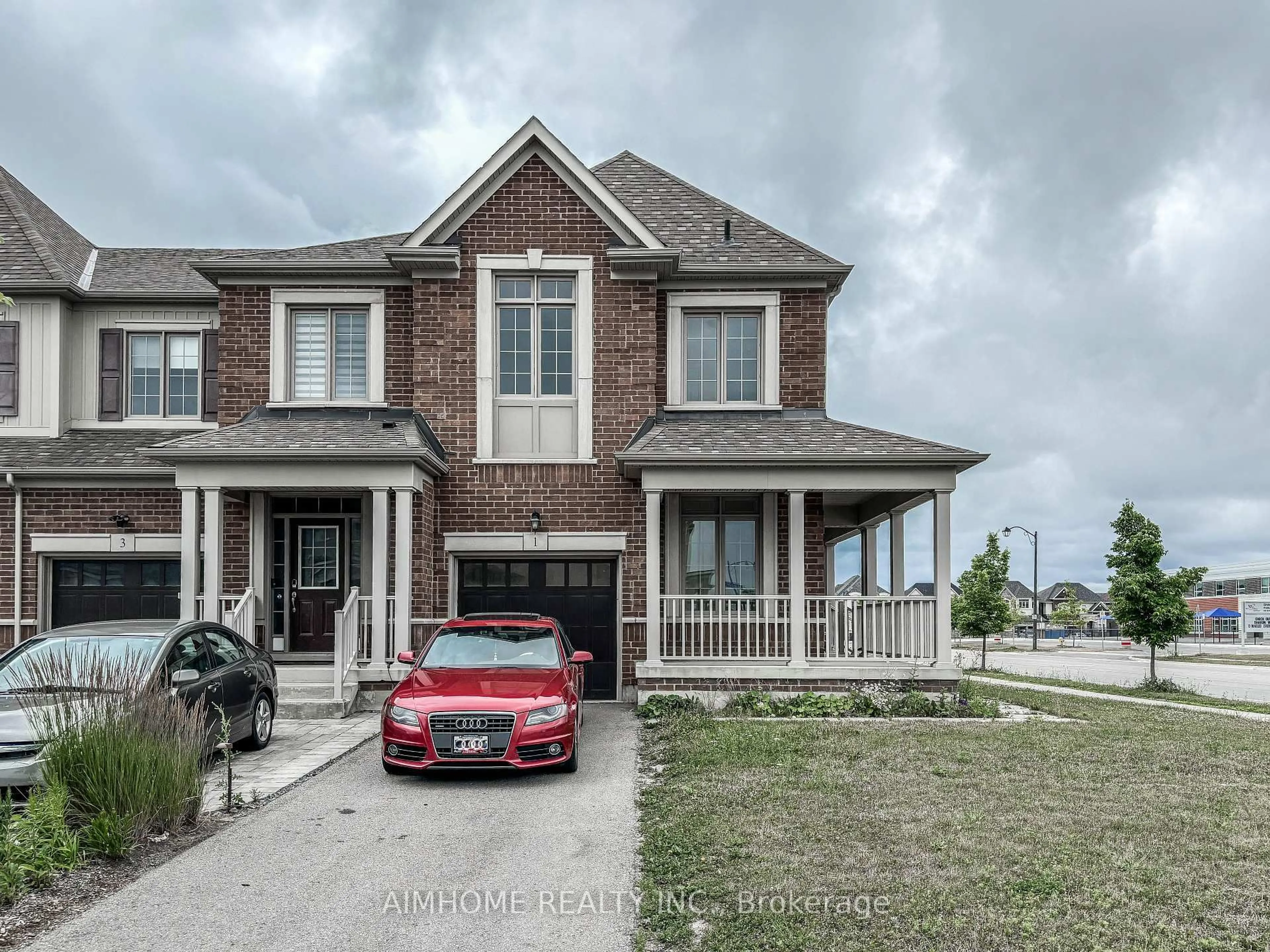 Home with brick exterior material, street for 1 Briarfield Ave, East Gwillimbury Ontario L9N 0P5