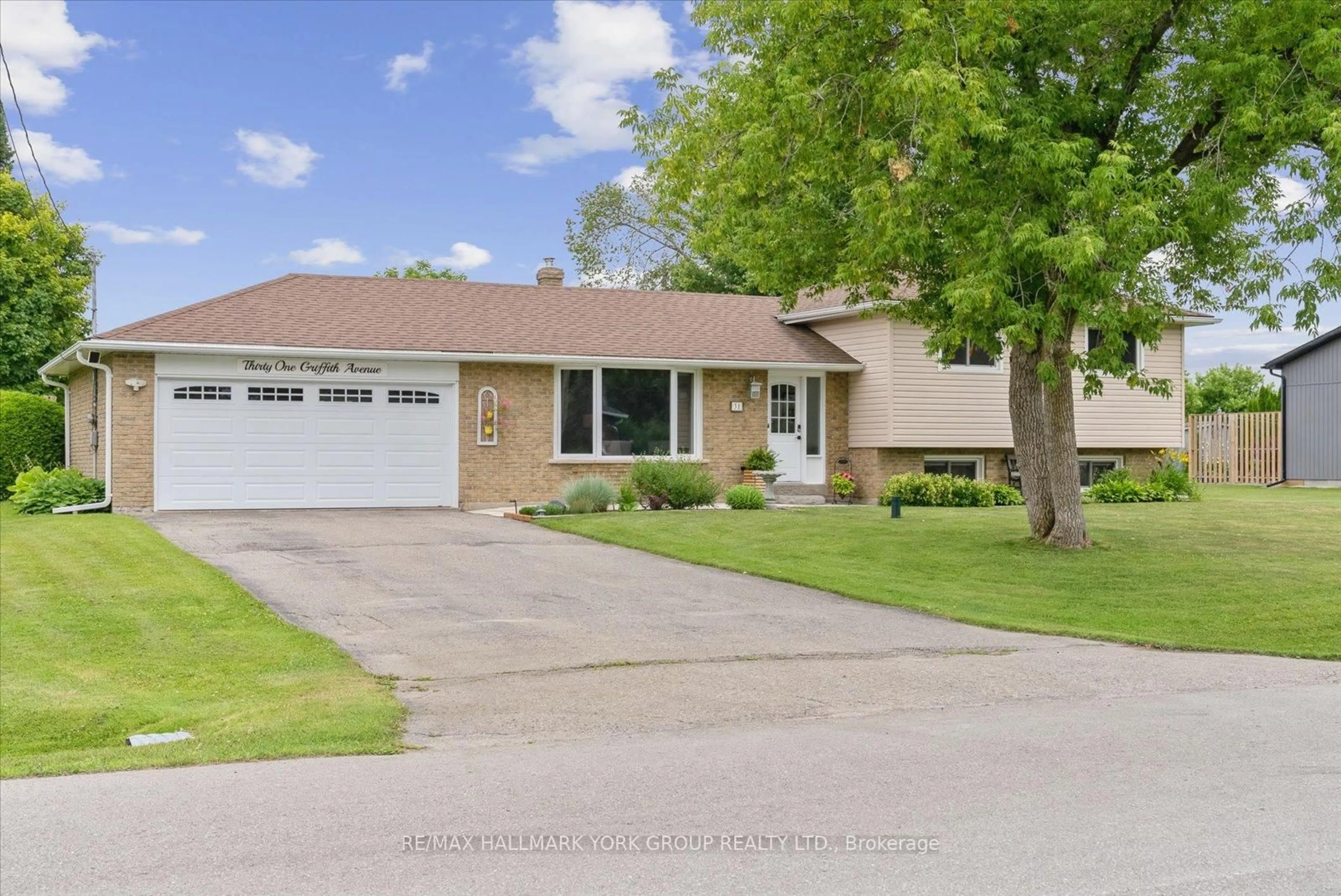 Unknown for 31 Griffith Ave, Georgina Ontario L0E 1N0