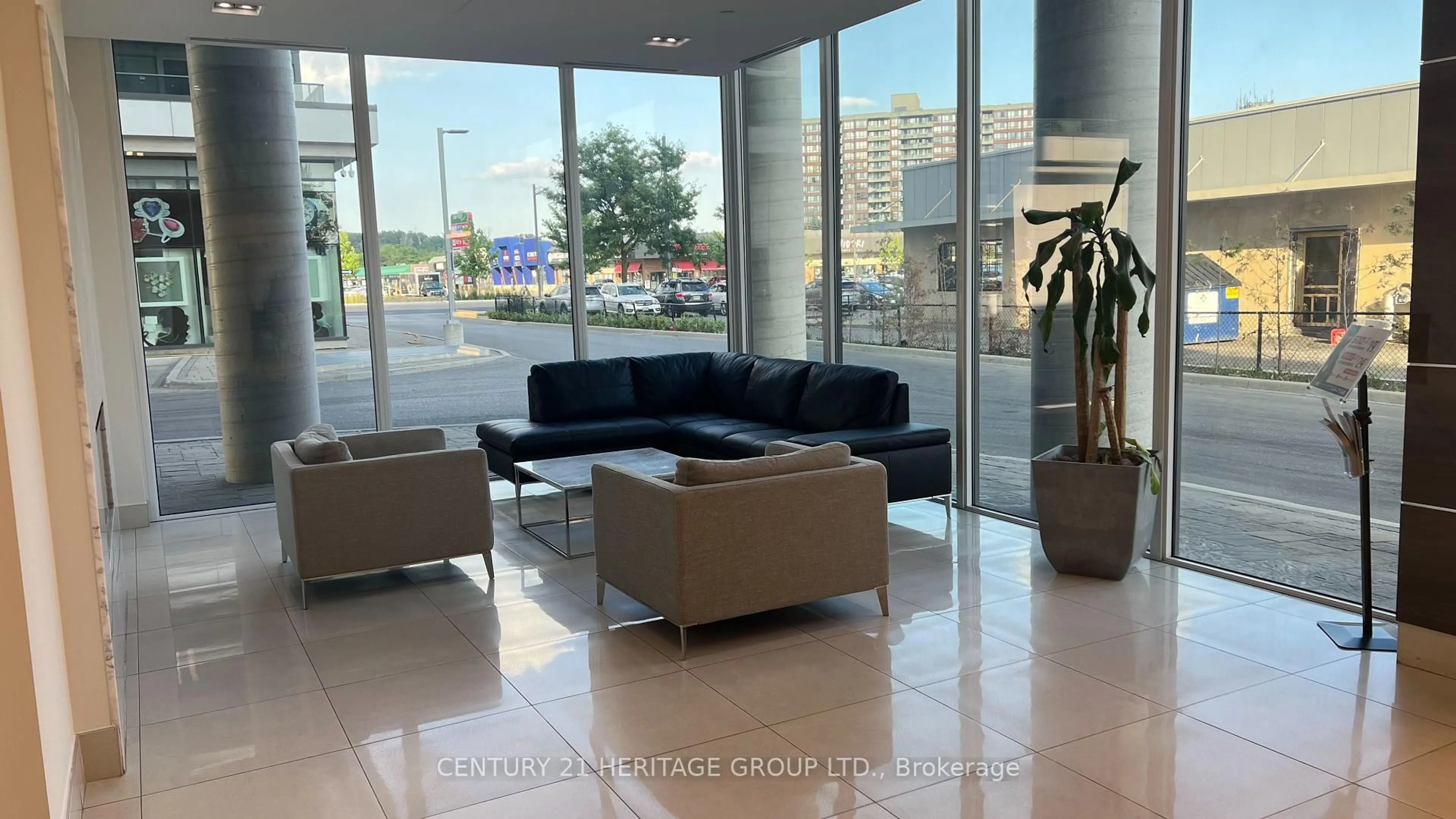 Lobby for 9618 Yonge St #207, Richmond Hill Ontario L4C 0X5
