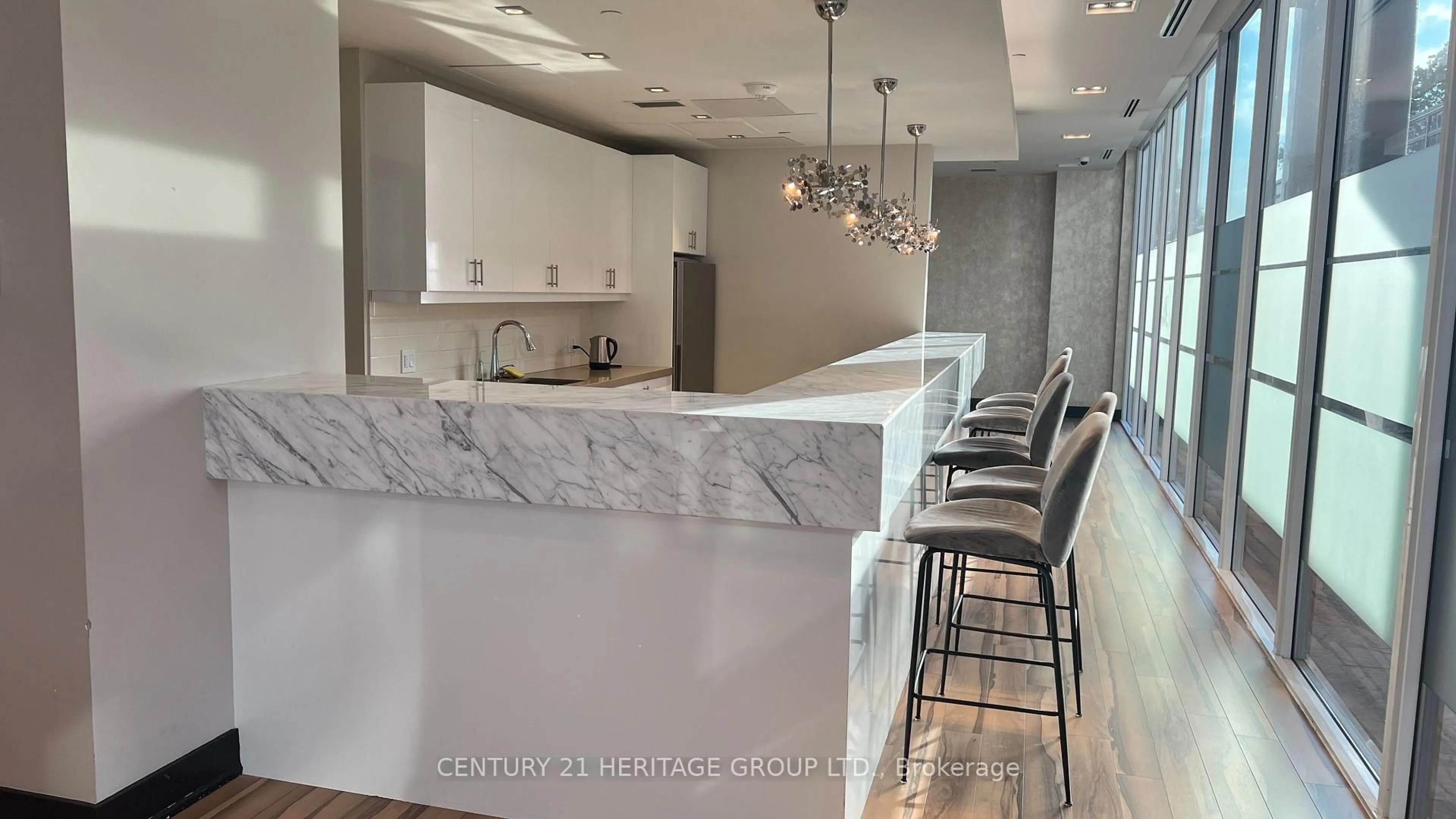 Contemporary kitchen, ceramic/tile floor for 9618 Yonge St #207, Richmond Hill Ontario L4C 0X5