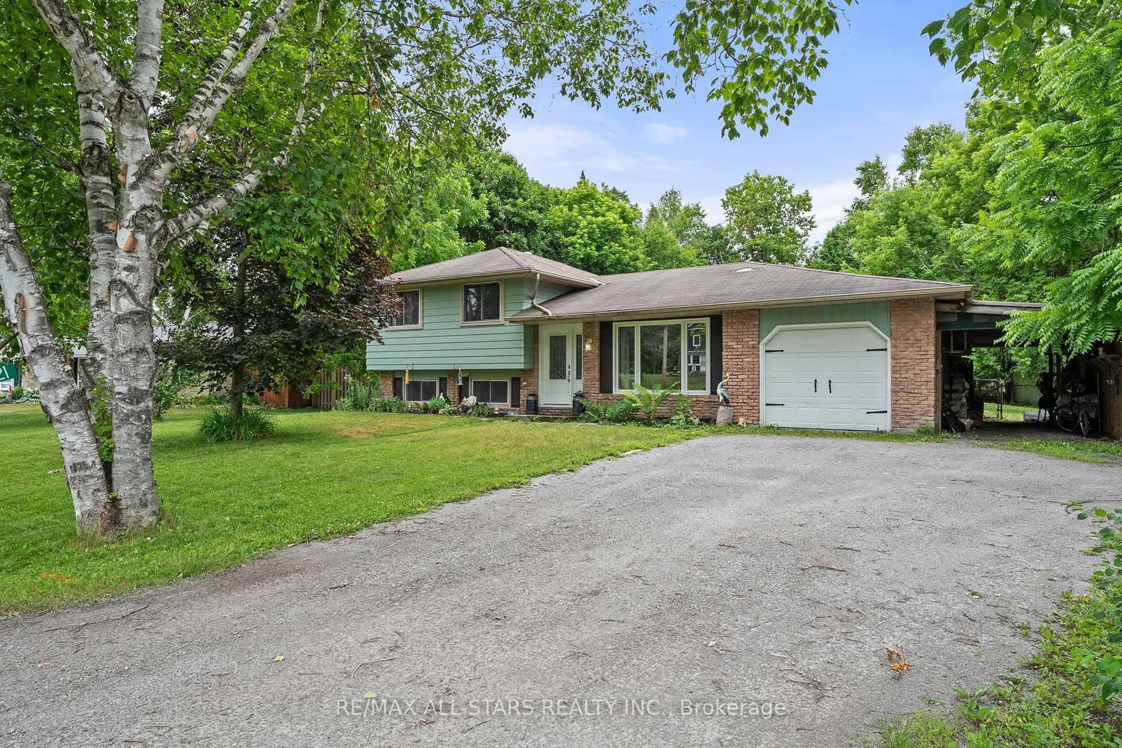 Unknown for 9921 Old Homestead Rd, Georgina Ontario L0E 1N0