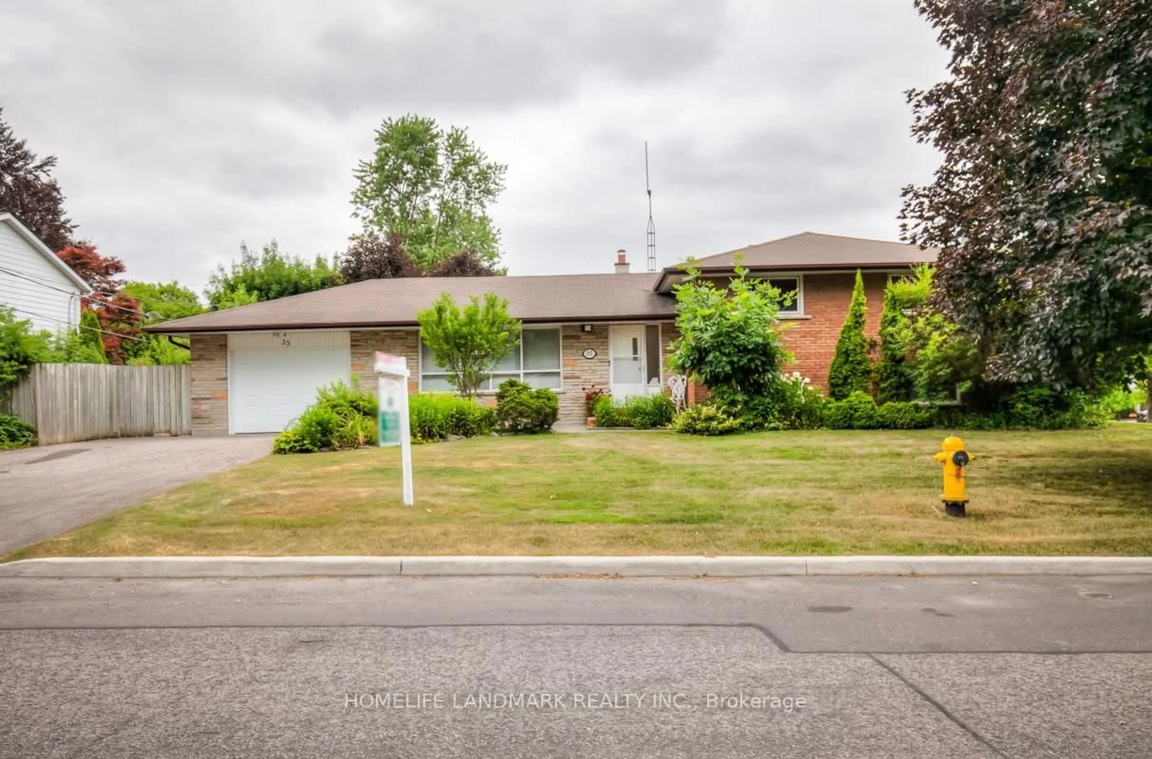 Home with brick exterior material, street for 35 Gladiator Rd, Markham Ontario L3P 1J1