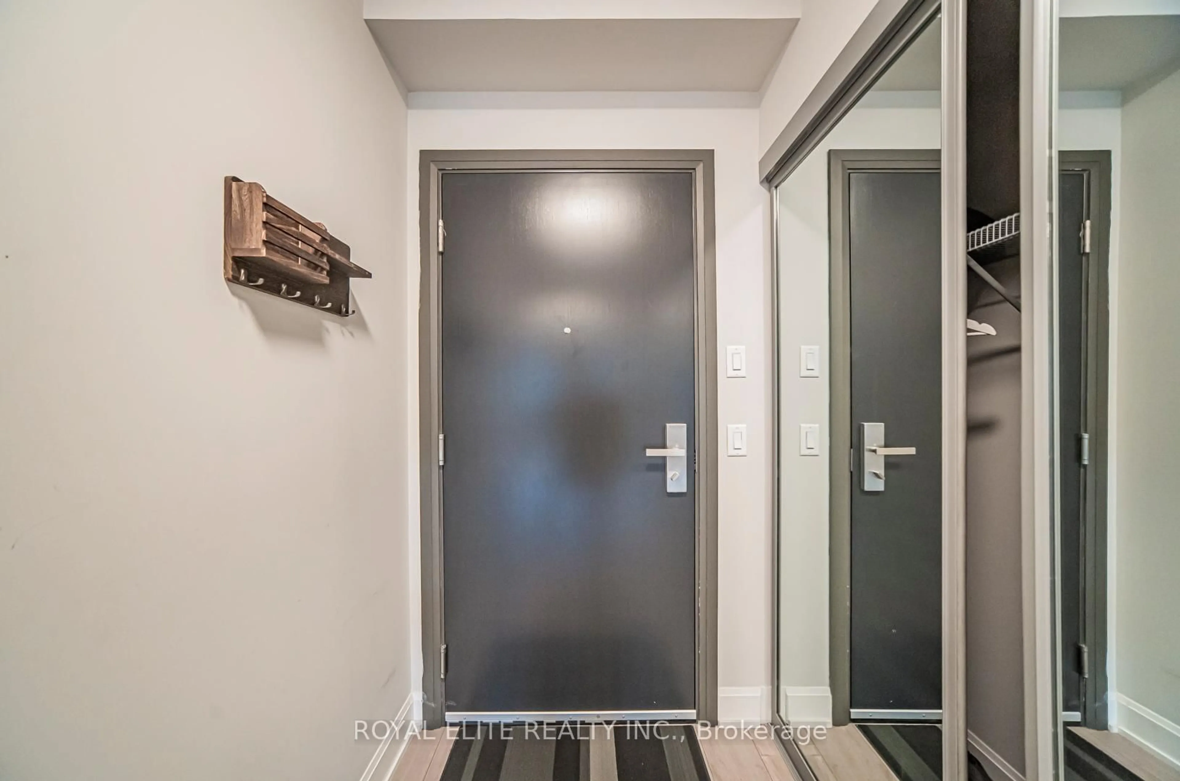 Indoor entryway for 18 Water Walk Dr #310, Markham Ontario L3R 6L5