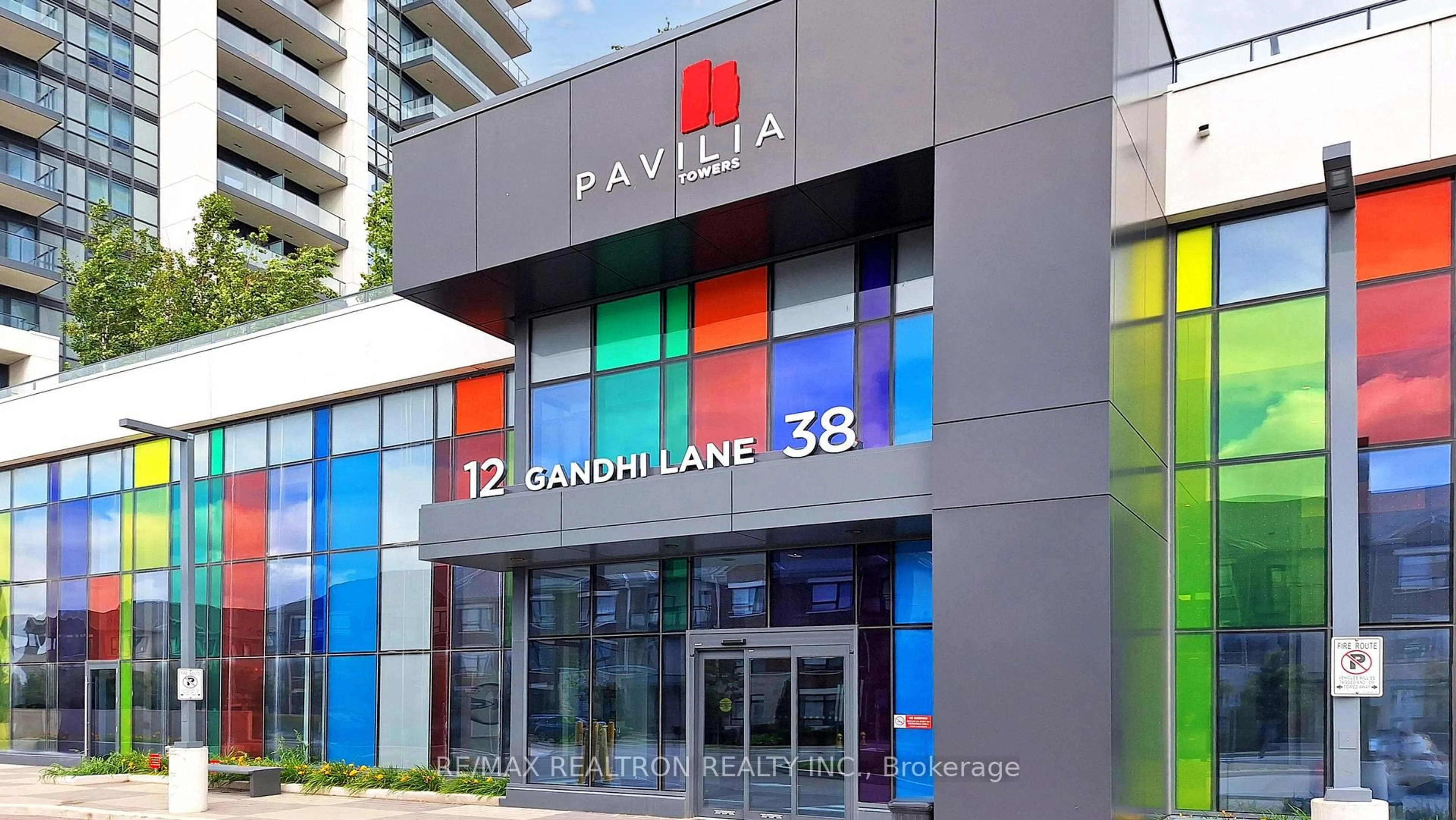 Indoor foyer for 38 Gandhi Lane #705, Markham Ontario L3T 0G9
