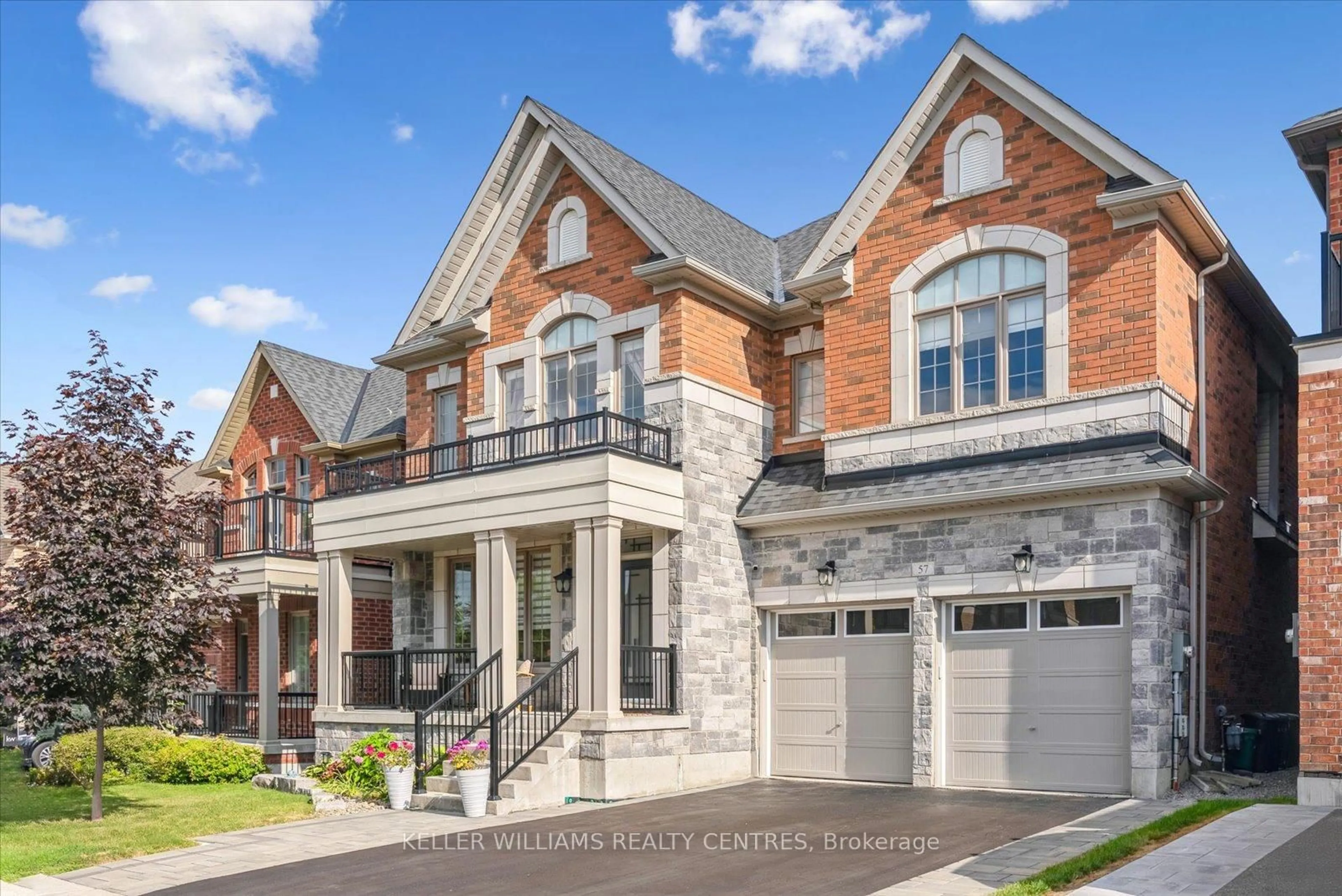 Home with brick exterior material, street for 57 Charlotte Abby Dr, East Gwillimbury Ontario L9N 1G5