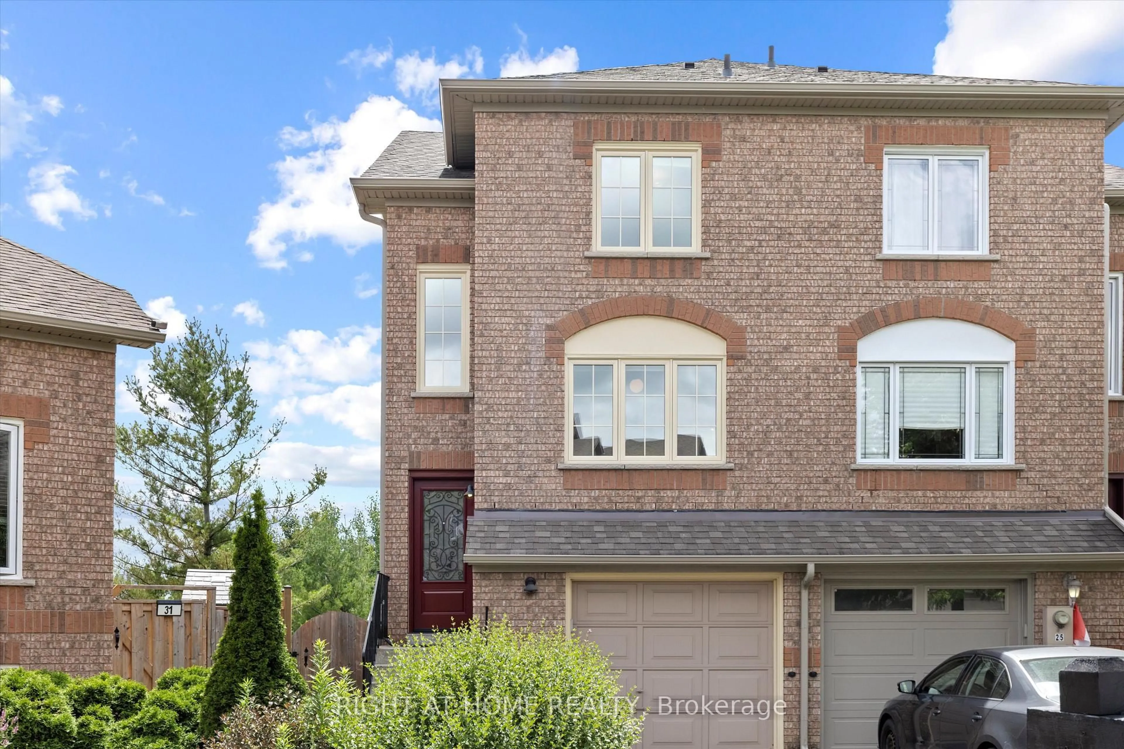 Home with brick exterior material, street for 27 Larissa Crt, Vaughan Ontario L6A 2K8
