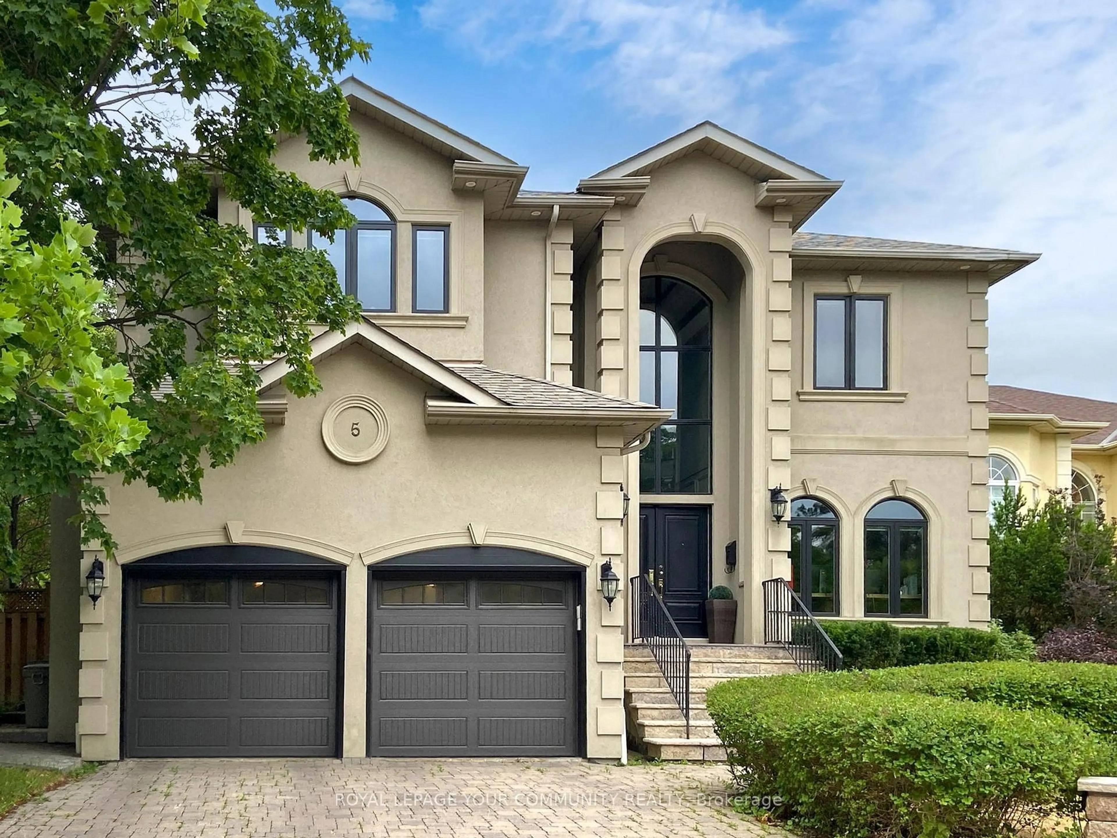 Home with brick exterior material, street for 5 Trilogy Crt, Richmond Hill Ontario L4C 0M4