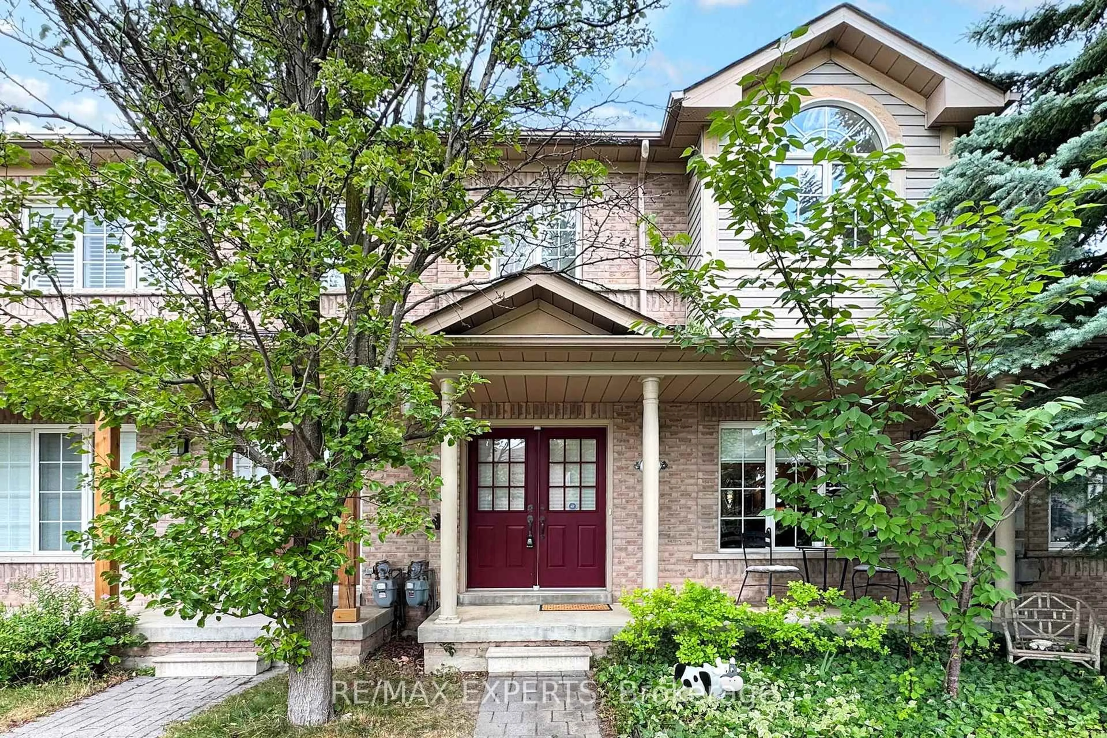 Home with brick exterior material, street for 47 Forest Run Blvd, Vaughan Ontario L4K 5J7