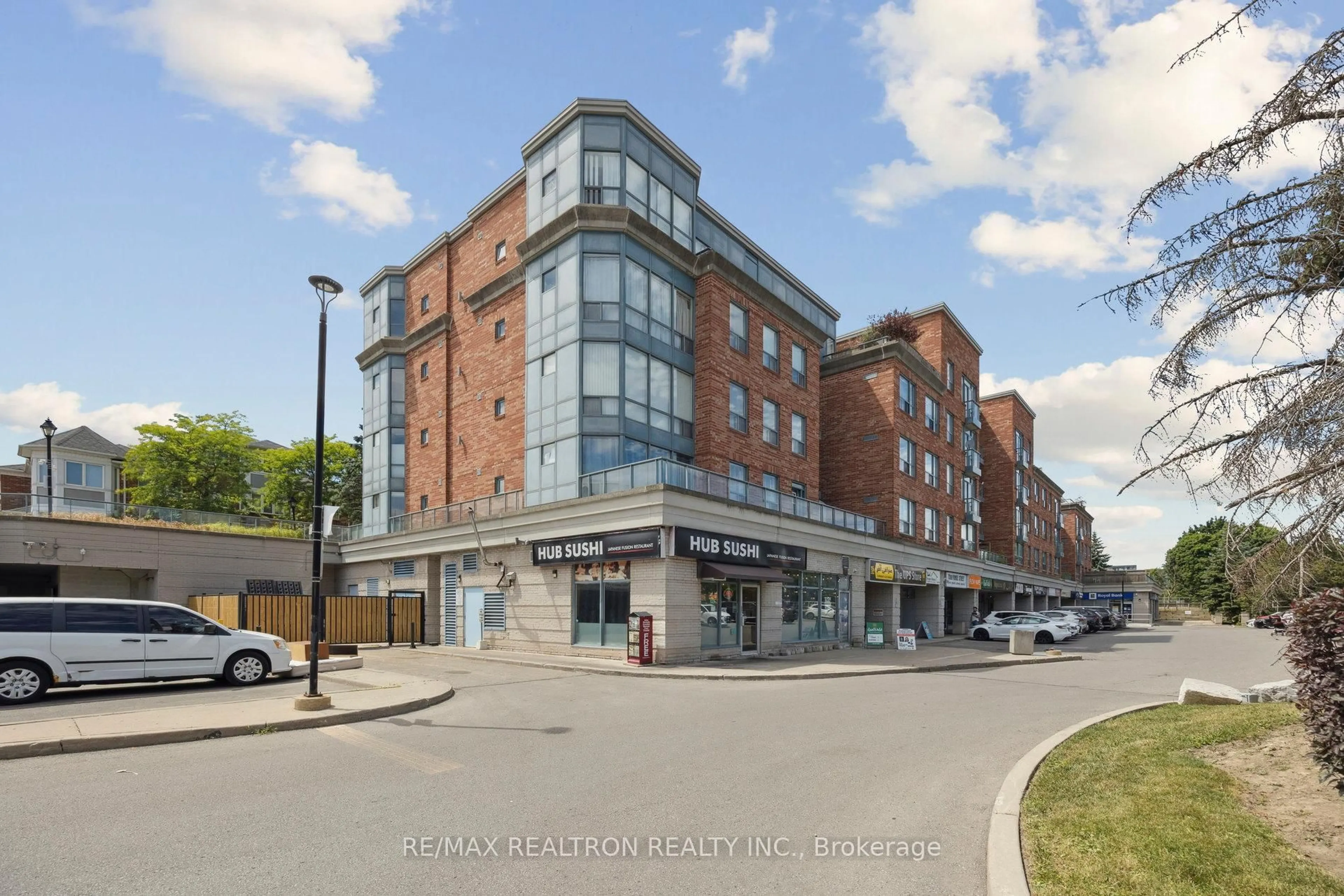 Unknown for 7398 Yonge St #317A, Vaughan Ontario L4J 8J2