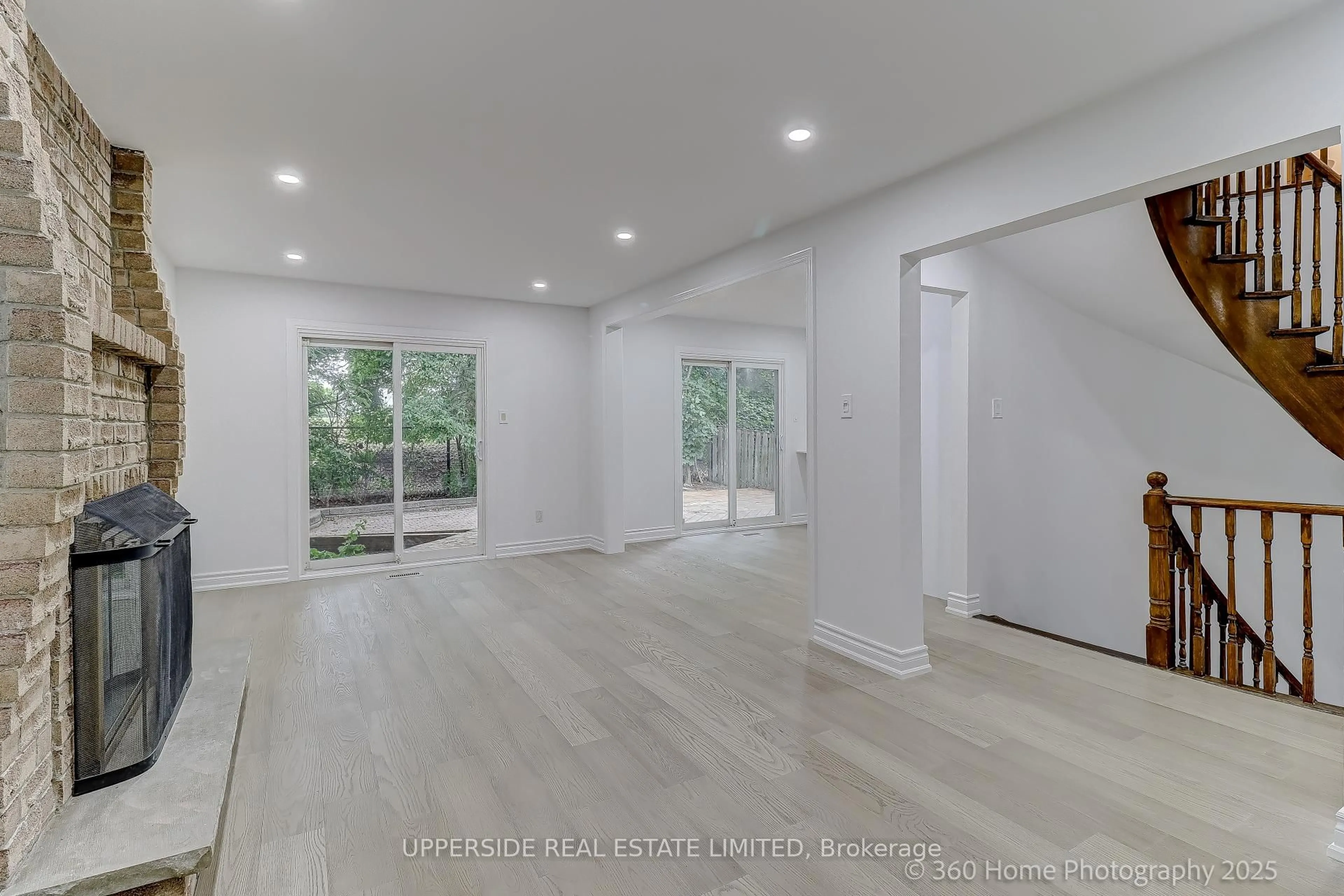Unknown for 646 York Hill Blvd, Vaughan Ontario L4J 5L8