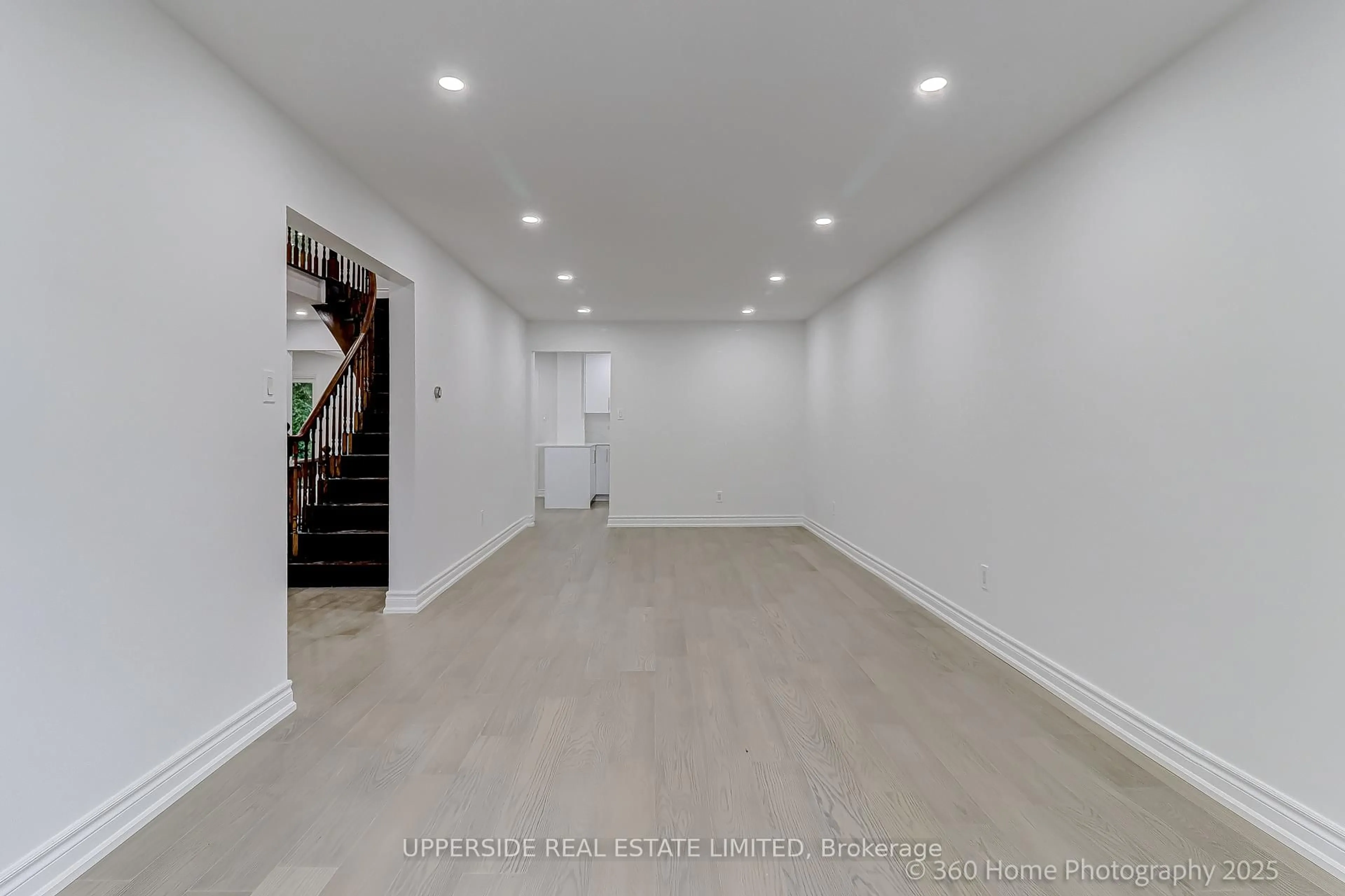 Unknown for 646 York Hill Blvd, Vaughan Ontario L4J 5L8