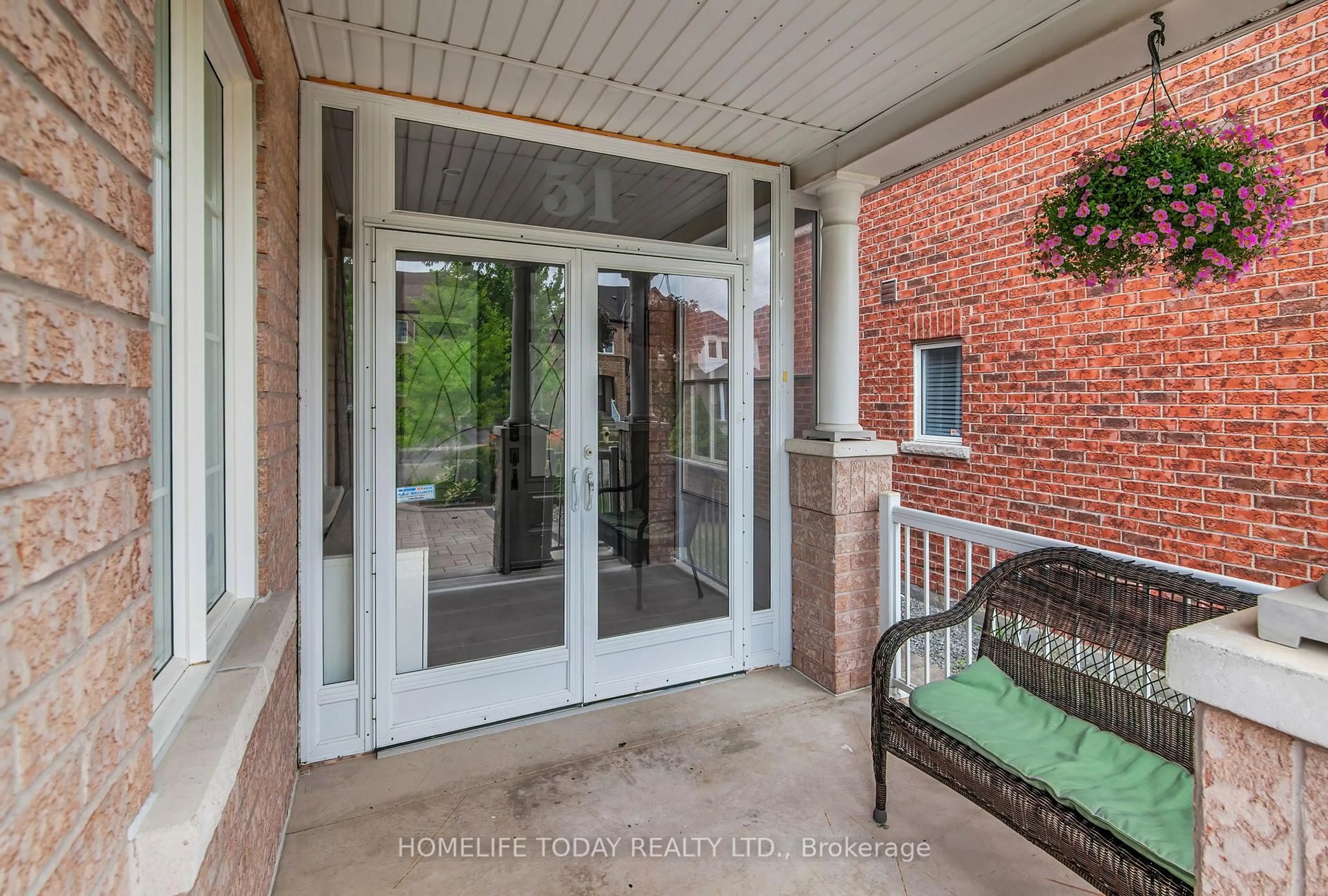 Indoor entryway for 51 Weatherill Rd, Markham Ontario L6C 2P2