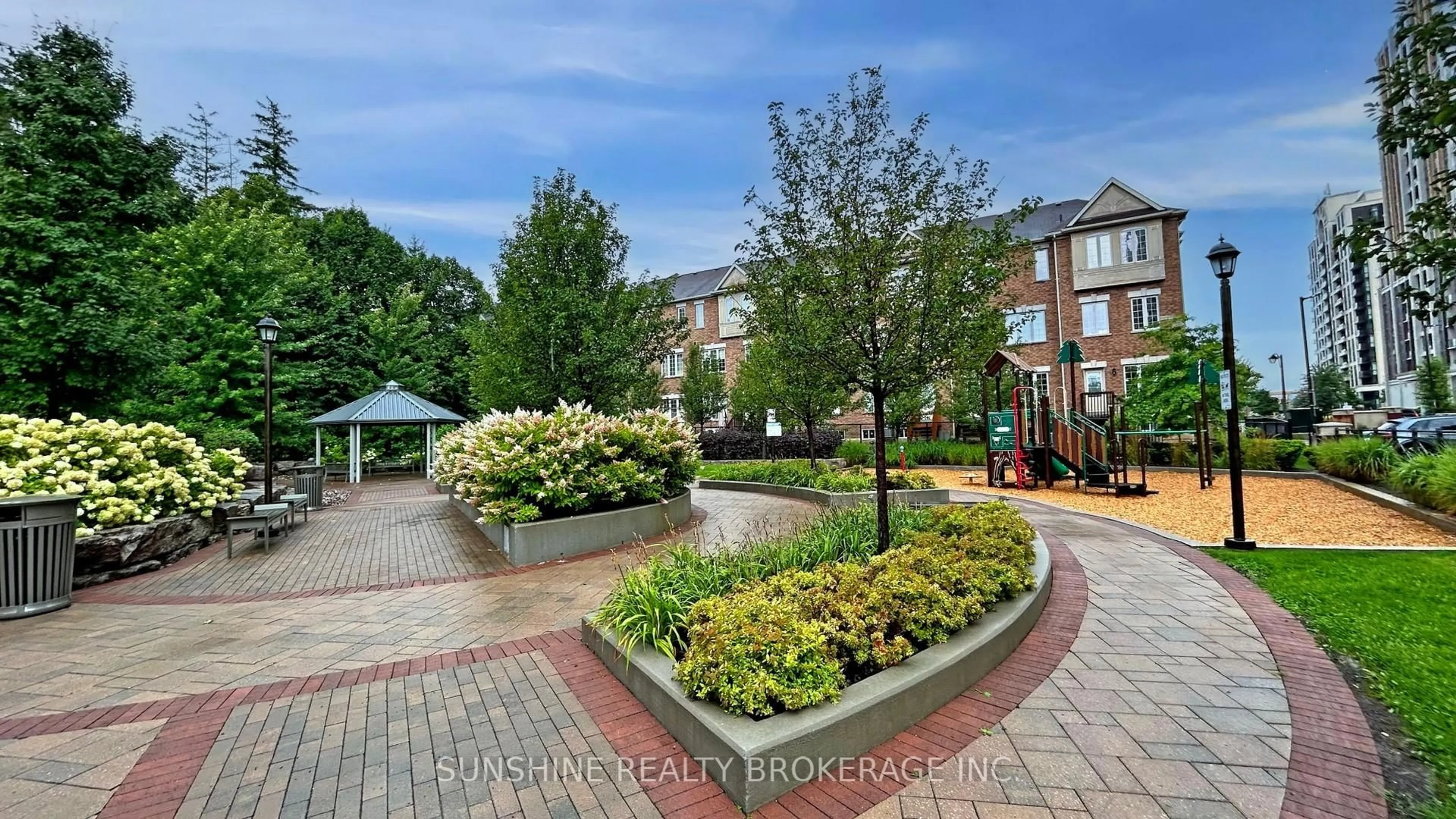 Patio, street for 9500 Markham Rd #2110, Markham Ontario L6E 0N6