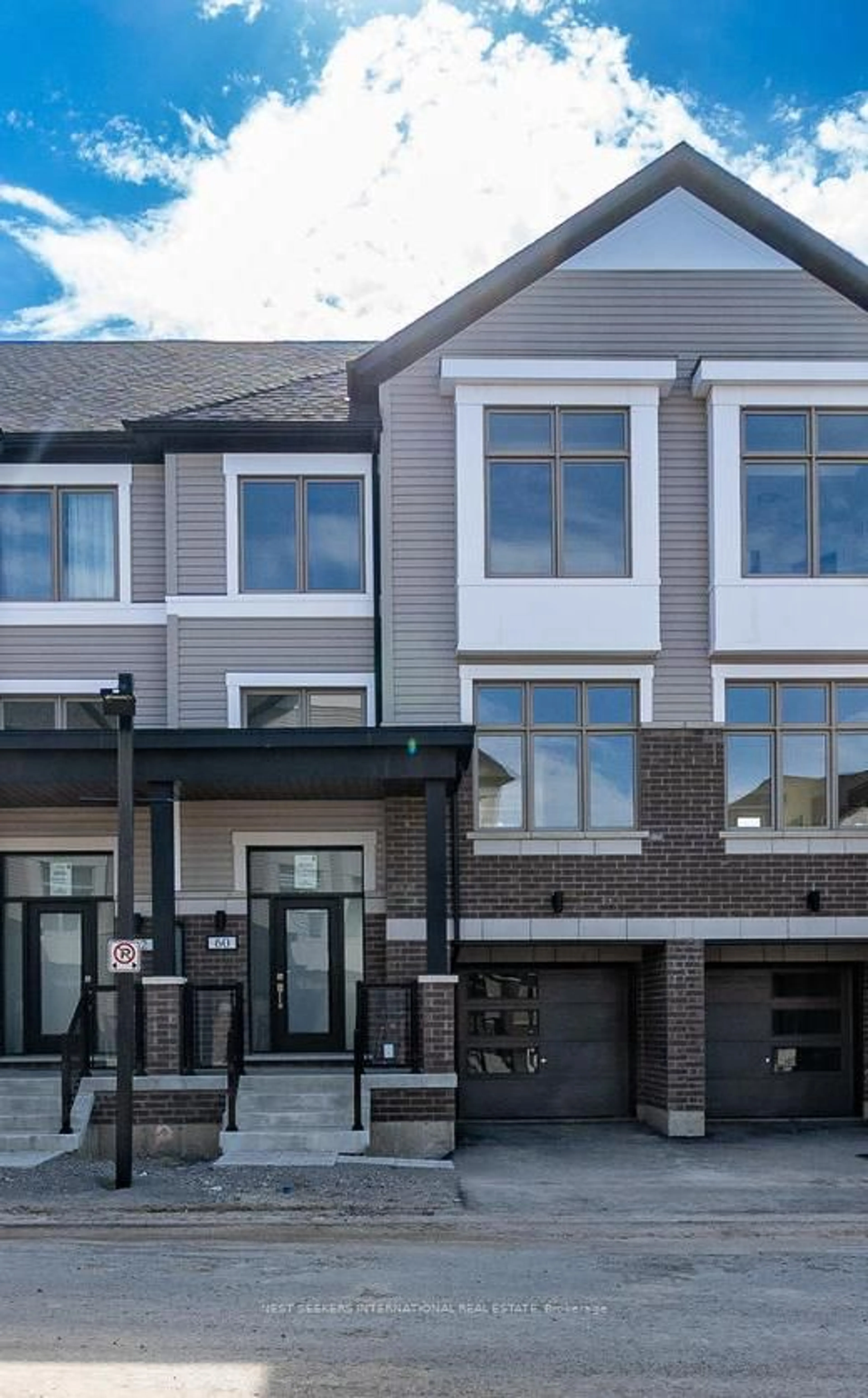 Home with brick exterior material, street for 60 Totten Tr, New Tecumseth Ontario L0G 1W0
