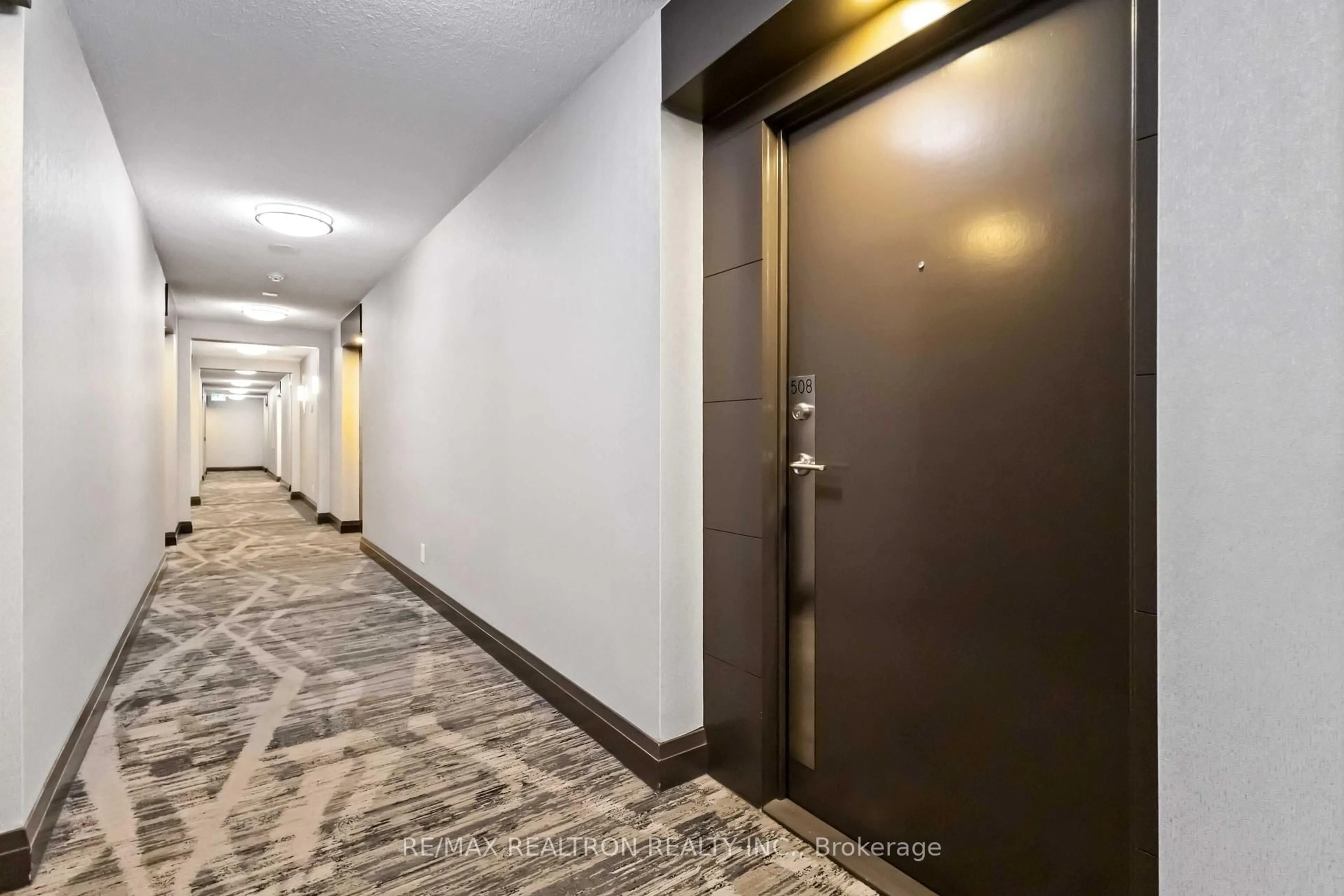 Indoor foyer for 30 Clegg Rd #508, Markham Ontario L6G 0B4