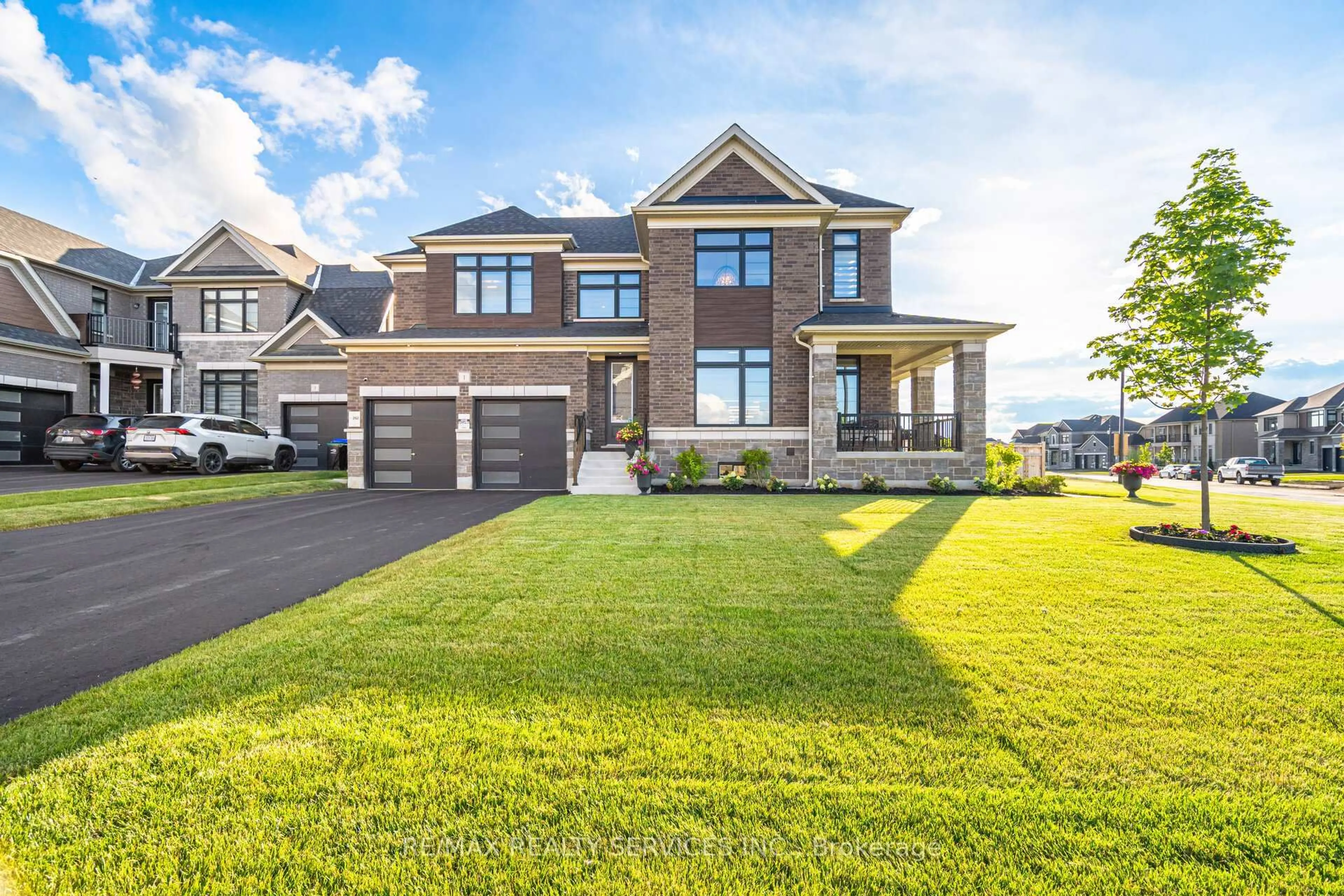 Home with brick exterior material, unknown for 1 Twinleaf Cres, Adjala-Tosorontio Ontario L0G 1W0