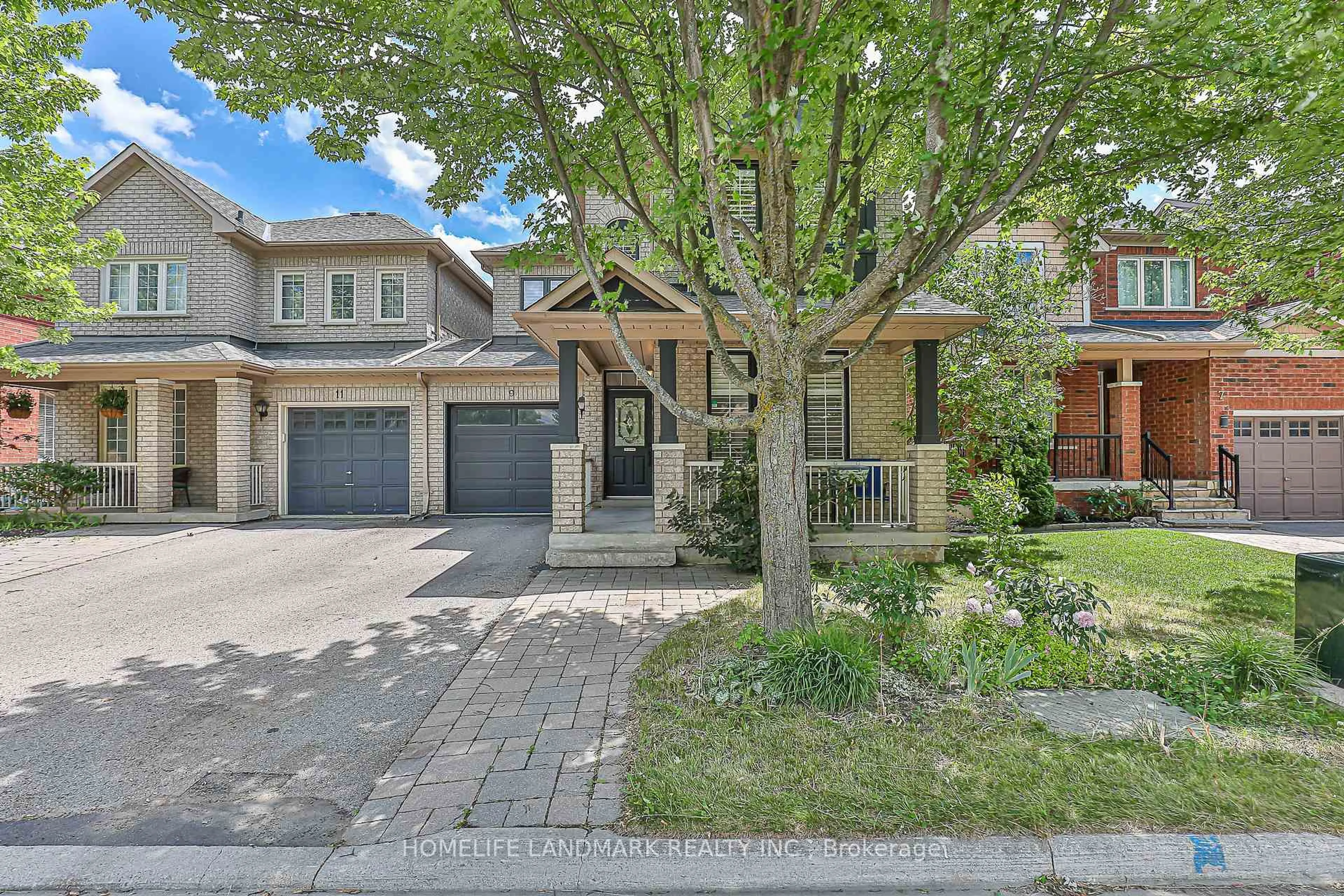 Home with brick exterior material, street for 9 Longwood Ave, Richmond Hill Ontario L4E 4B1
