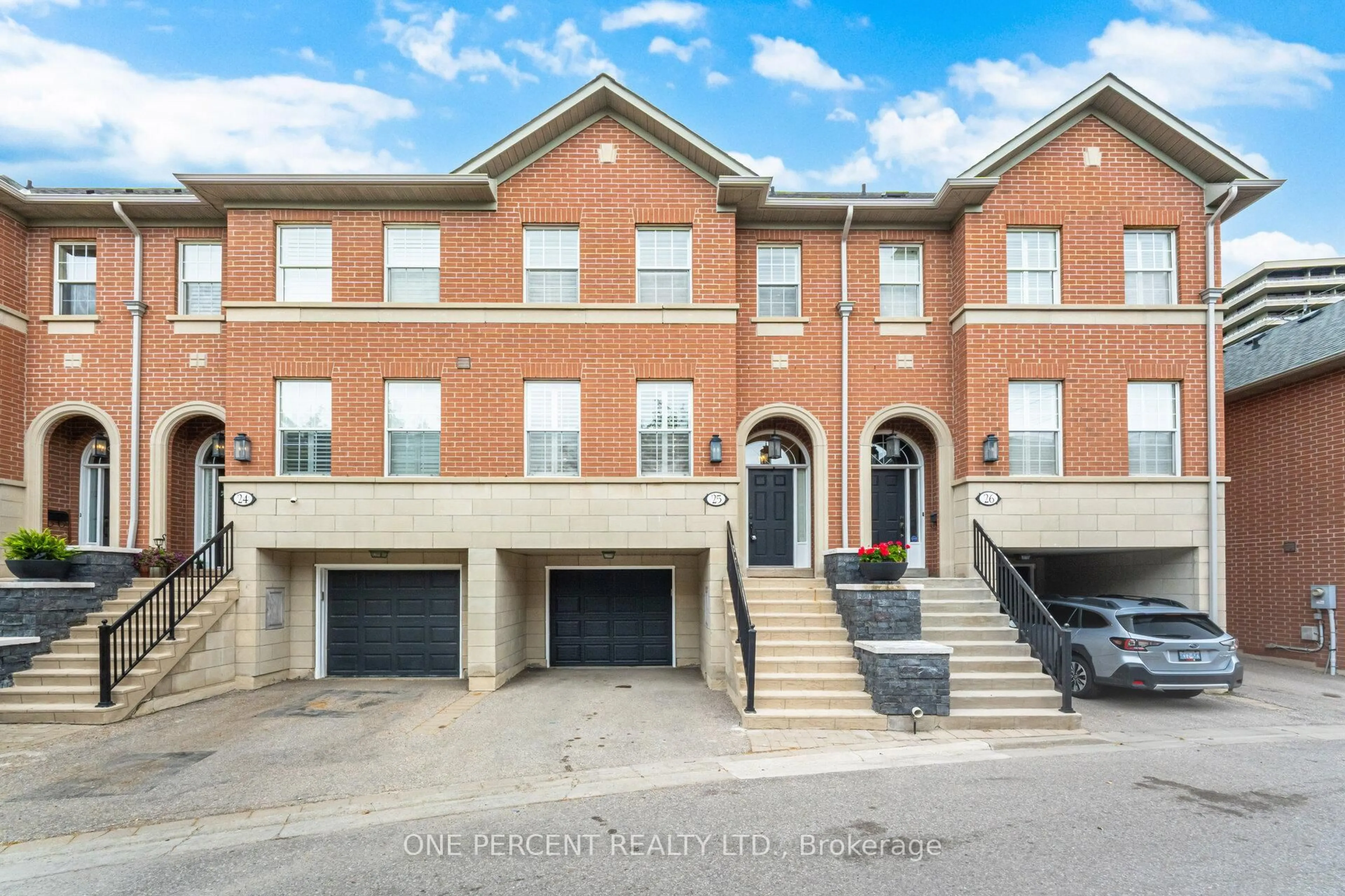 Home with brick exterior material, street for 8038 Yonge St #25, Vaughan Ontario L4J 1W3