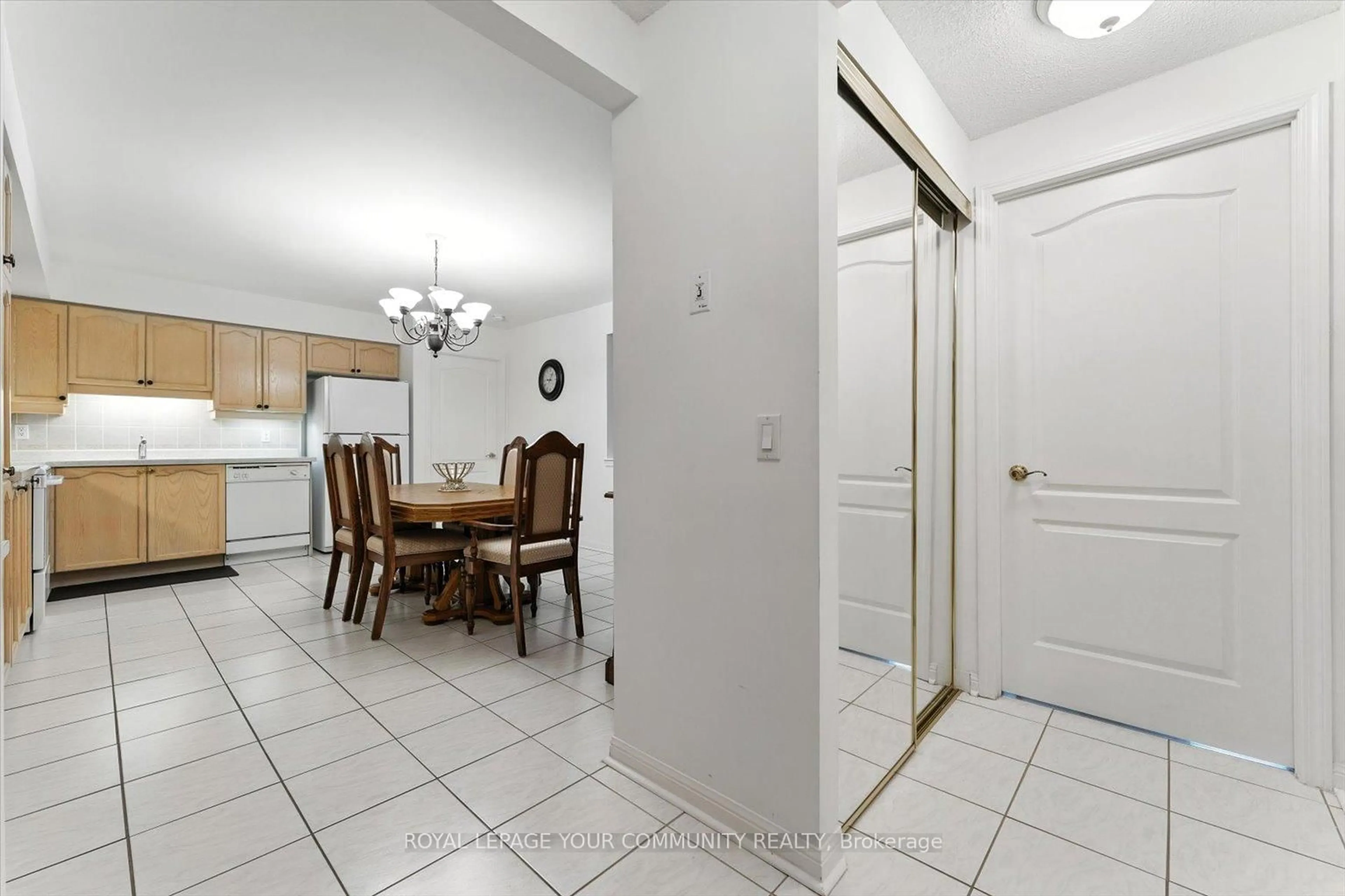 Unknown for 2502 Rutherford Rd #307, Vaughan Ontario L4K 5N6