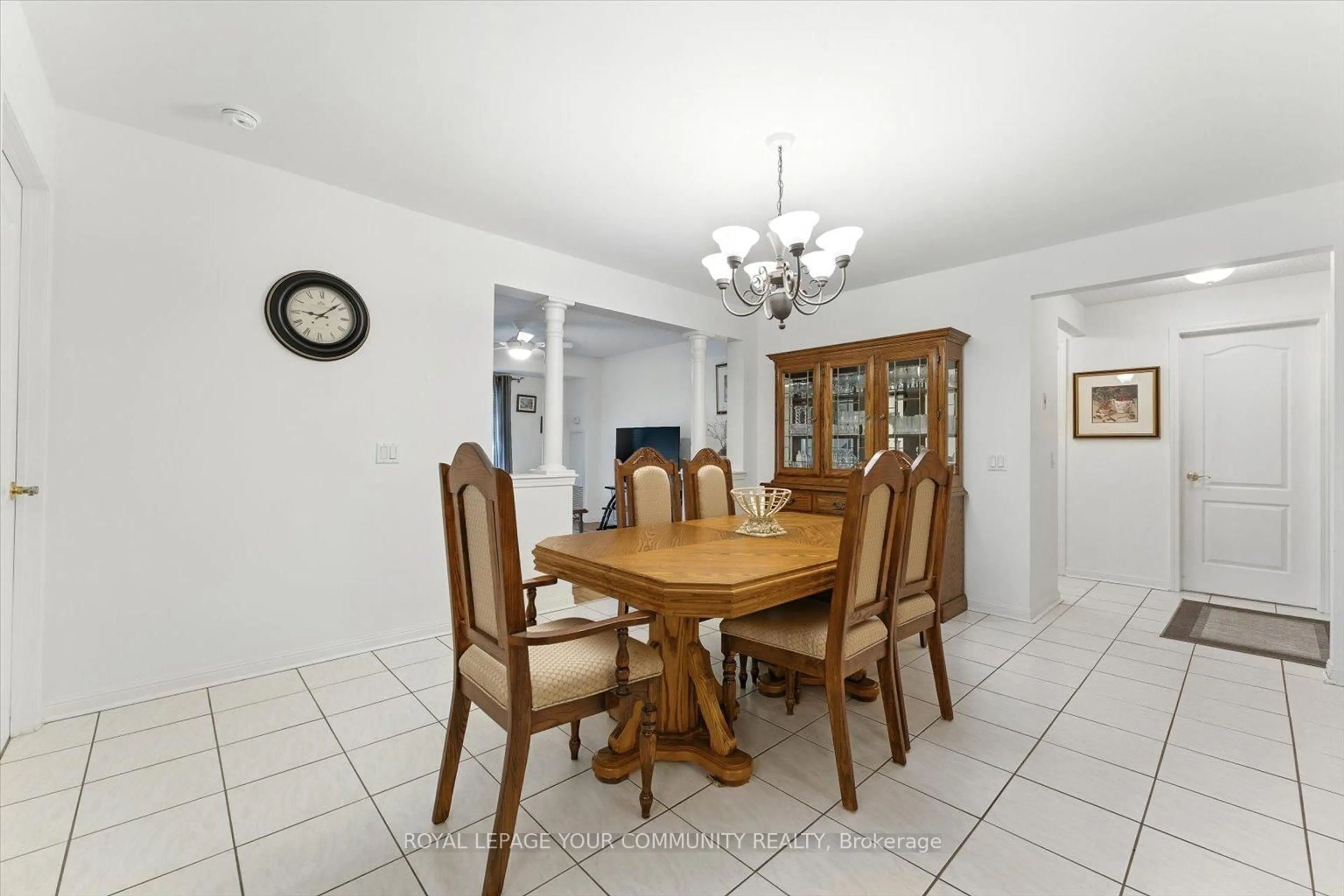 Dining room, unknown for 2502 Rutherford Rd #307, Vaughan Ontario L4K 5N6