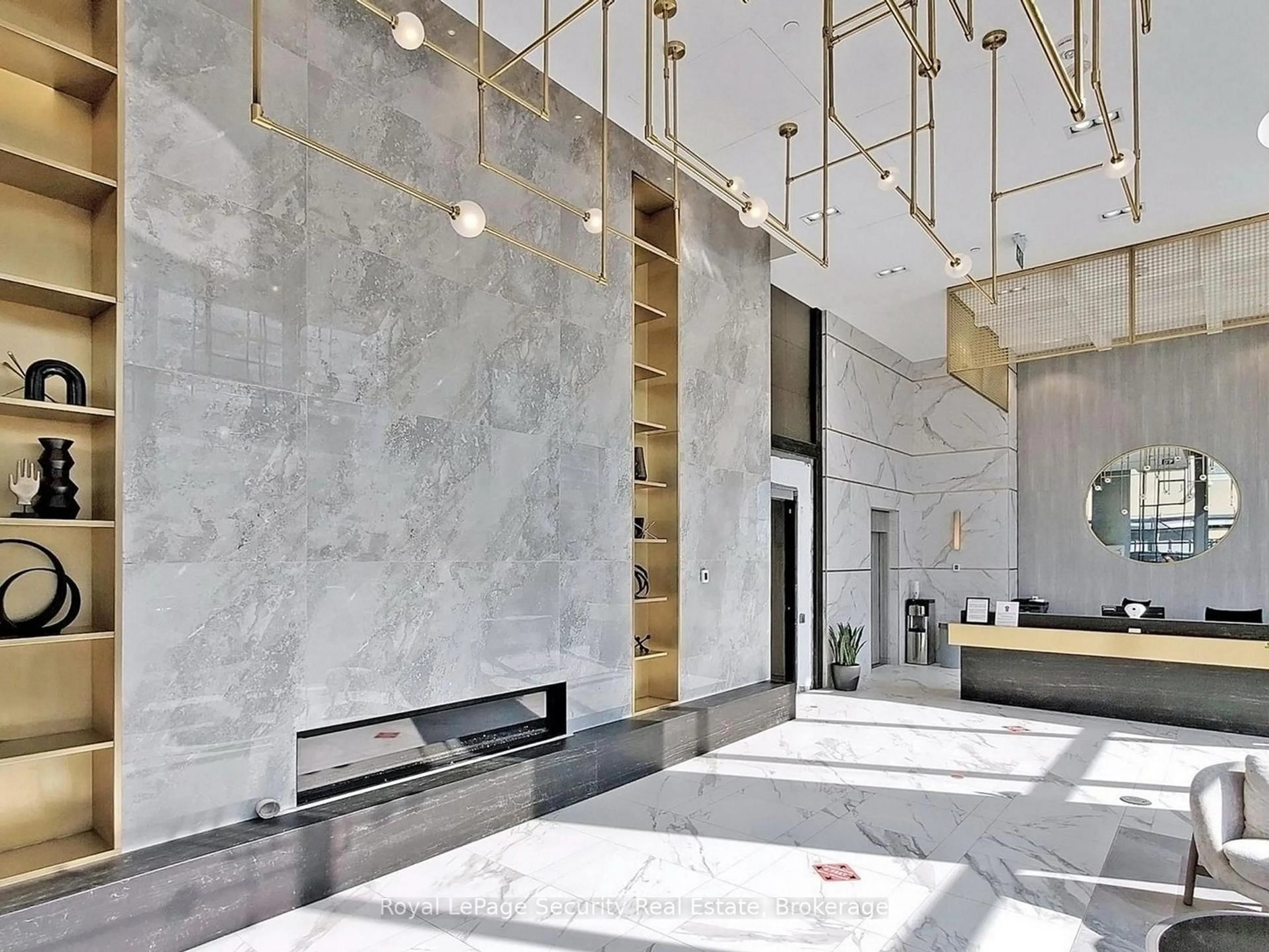 Contemporary bathroom, ceramic/tile floor for 5 Buttermill Ave #4501, Vaughan Ontario L4K 0J5